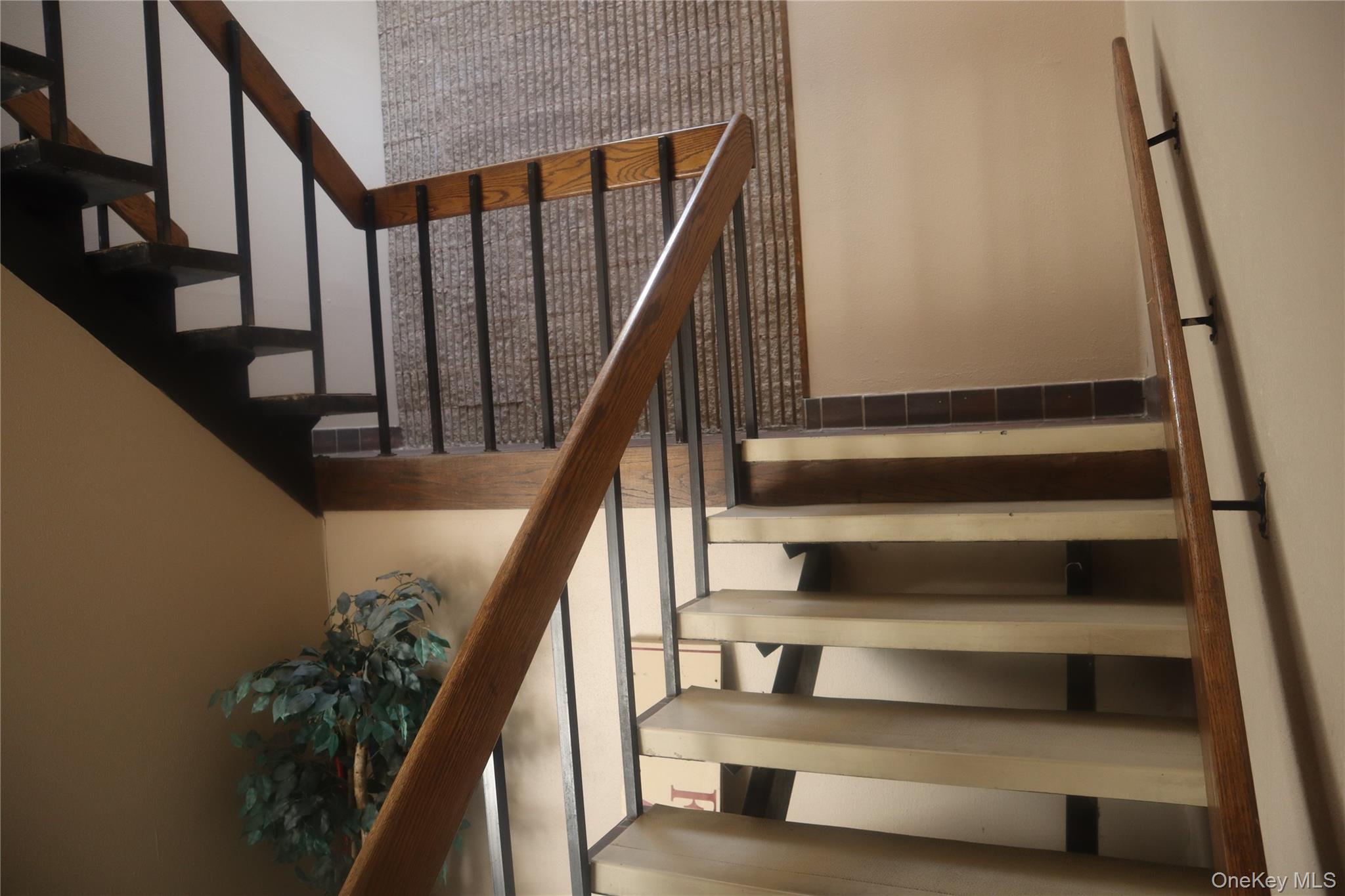 156-158 Orange Avenue Out of NYC Walden, NY 12586