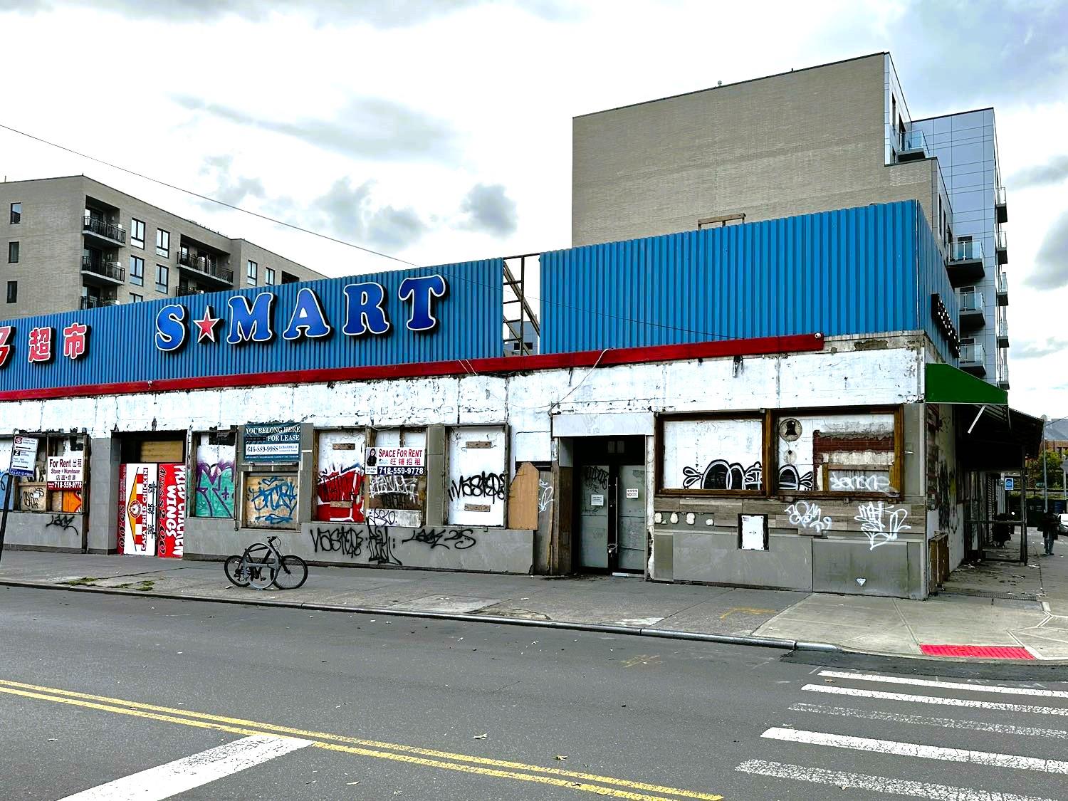 82-02 45th Avenue Elmhurst Elmhurst, NY 11373