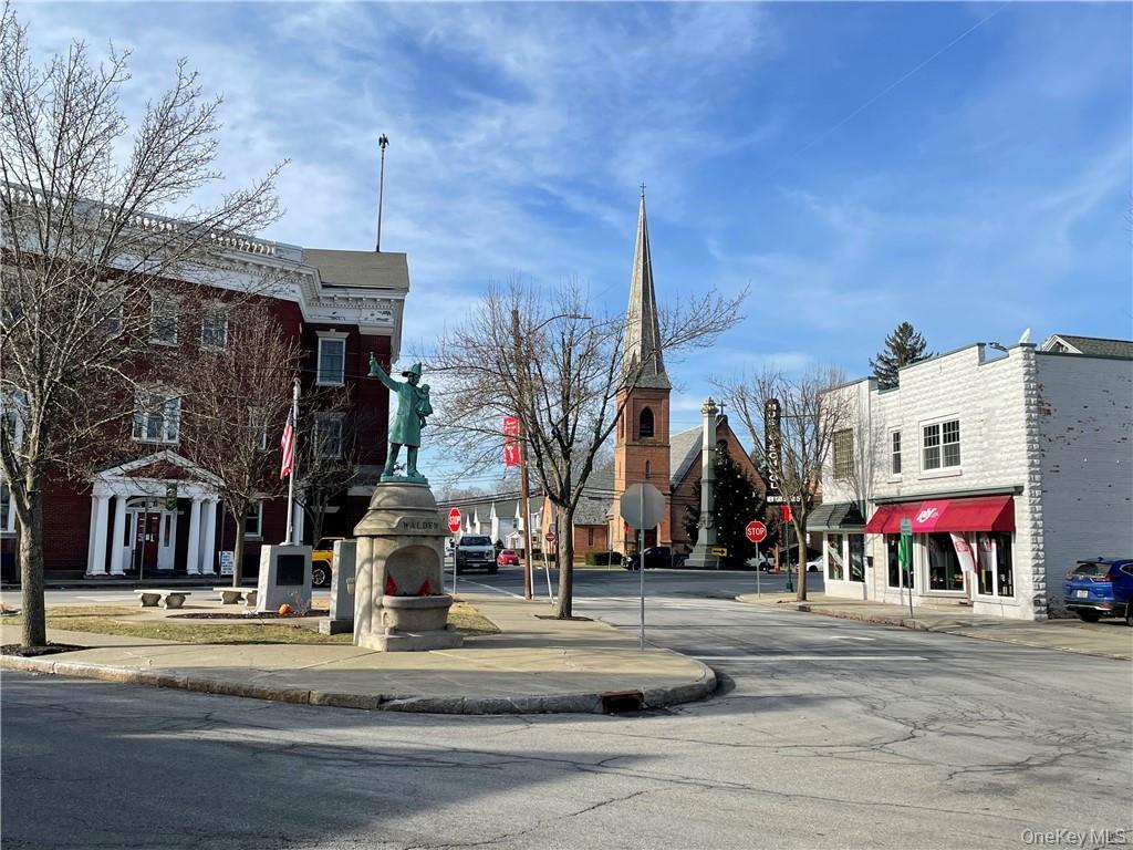 42 Orchard Street Out of NYC Walden, NY 12586