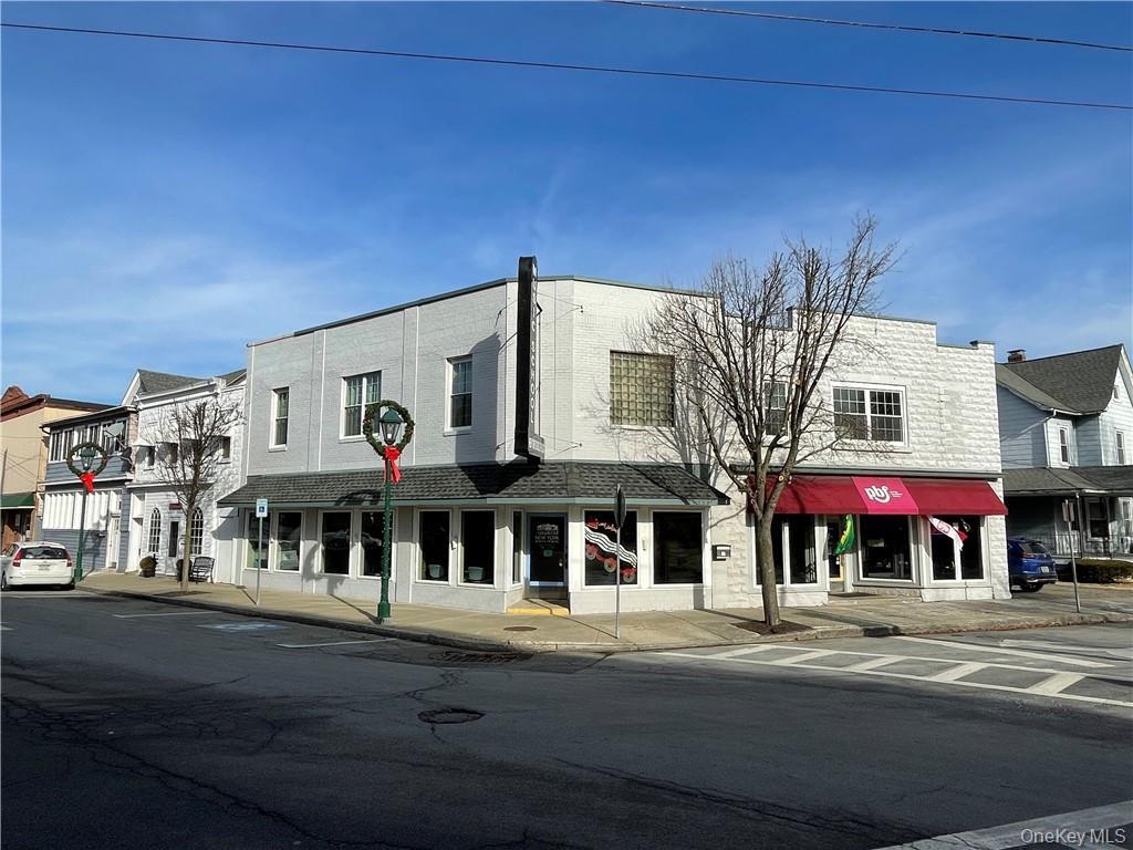 42 Orchard Street Out of NYC Walden, NY 12586