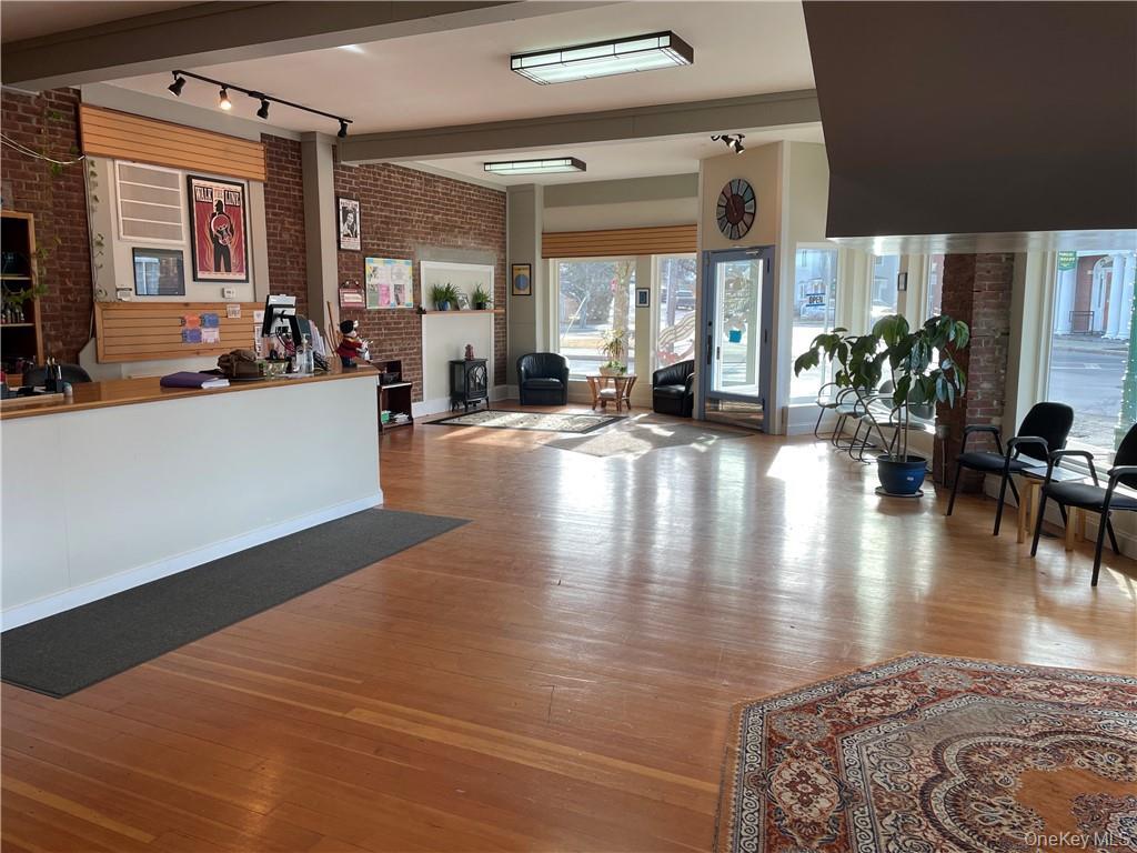 42 Orchard Street Out of NYC Walden, NY 12586