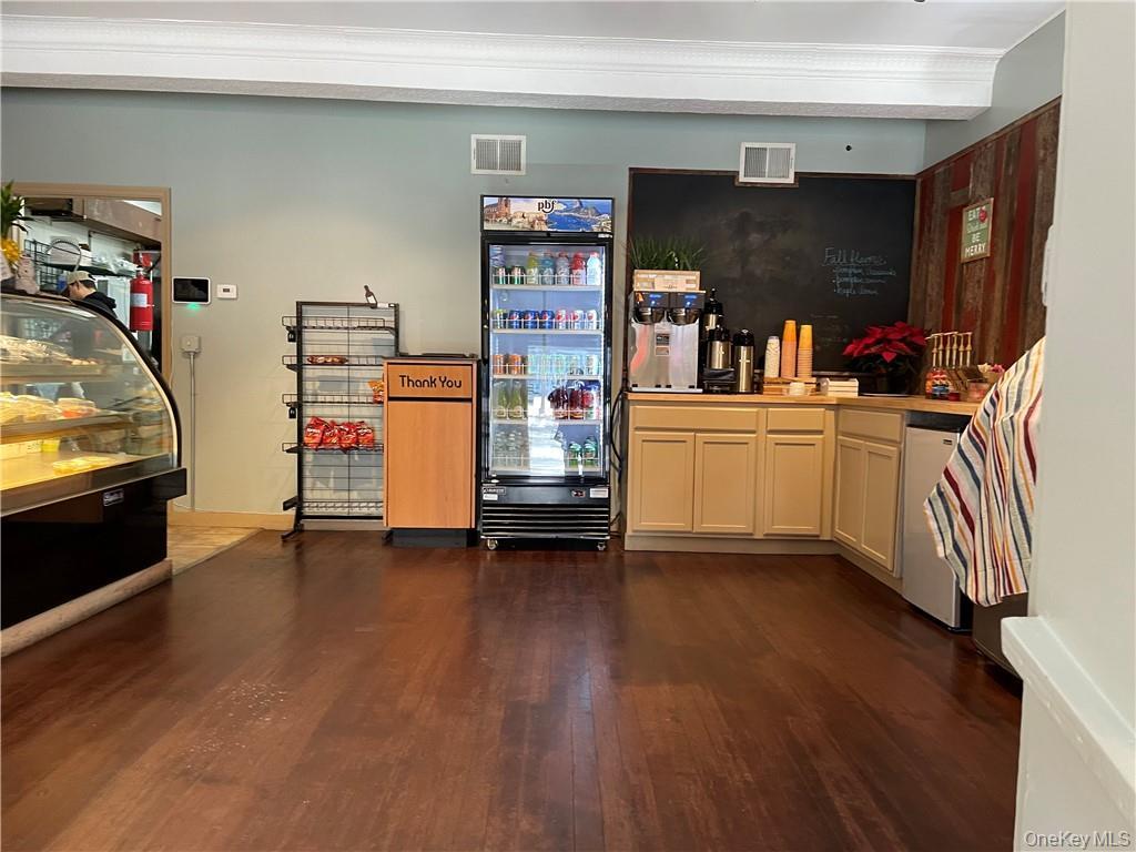 42 Orchard Street Out of NYC Walden, NY 12586