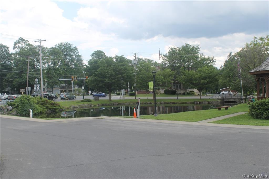 Newry Road Out of NYC Greenville, NY 12083