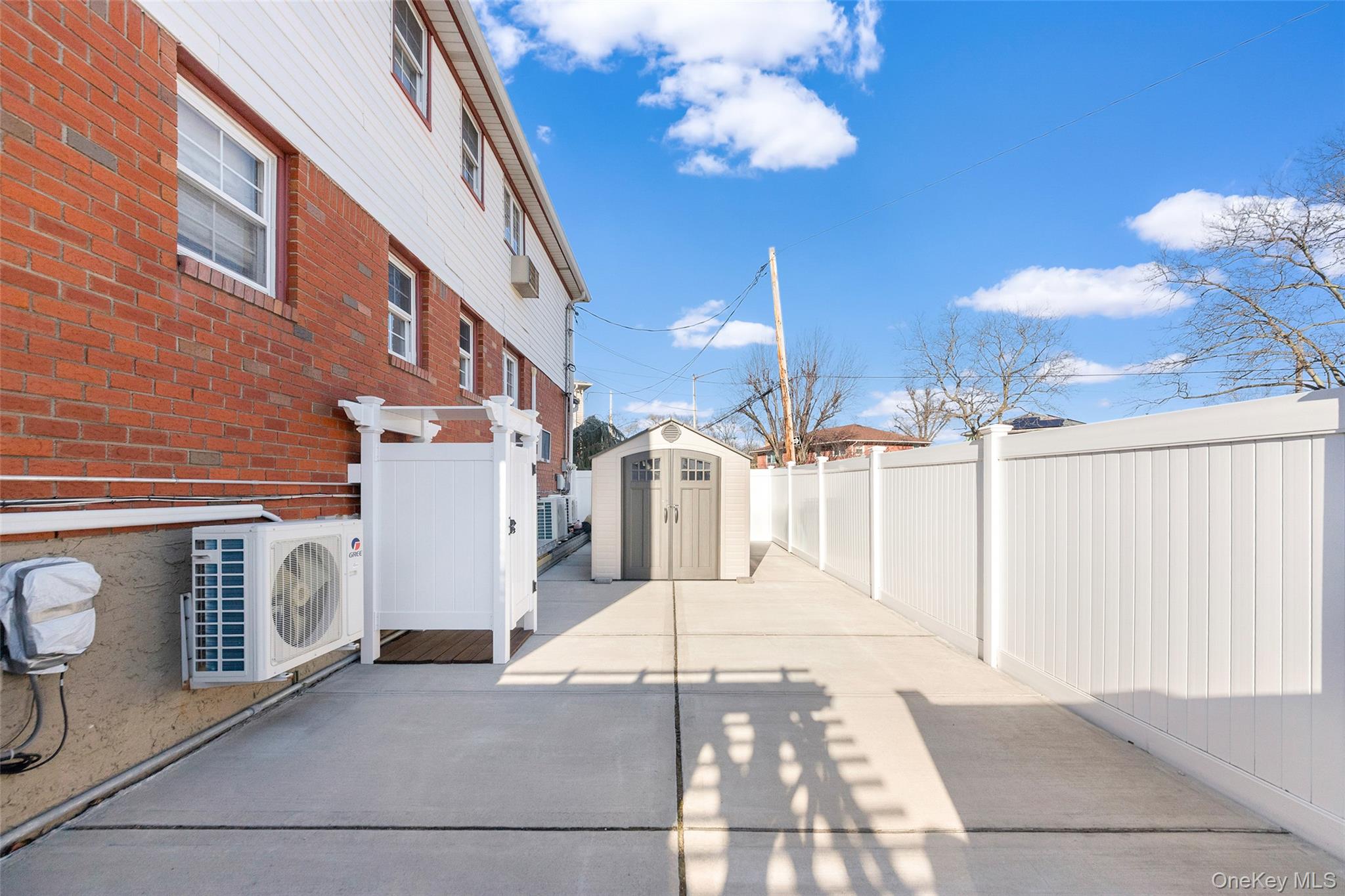 155-30 99th Street Howard Beach Howard Beach, NY 11414