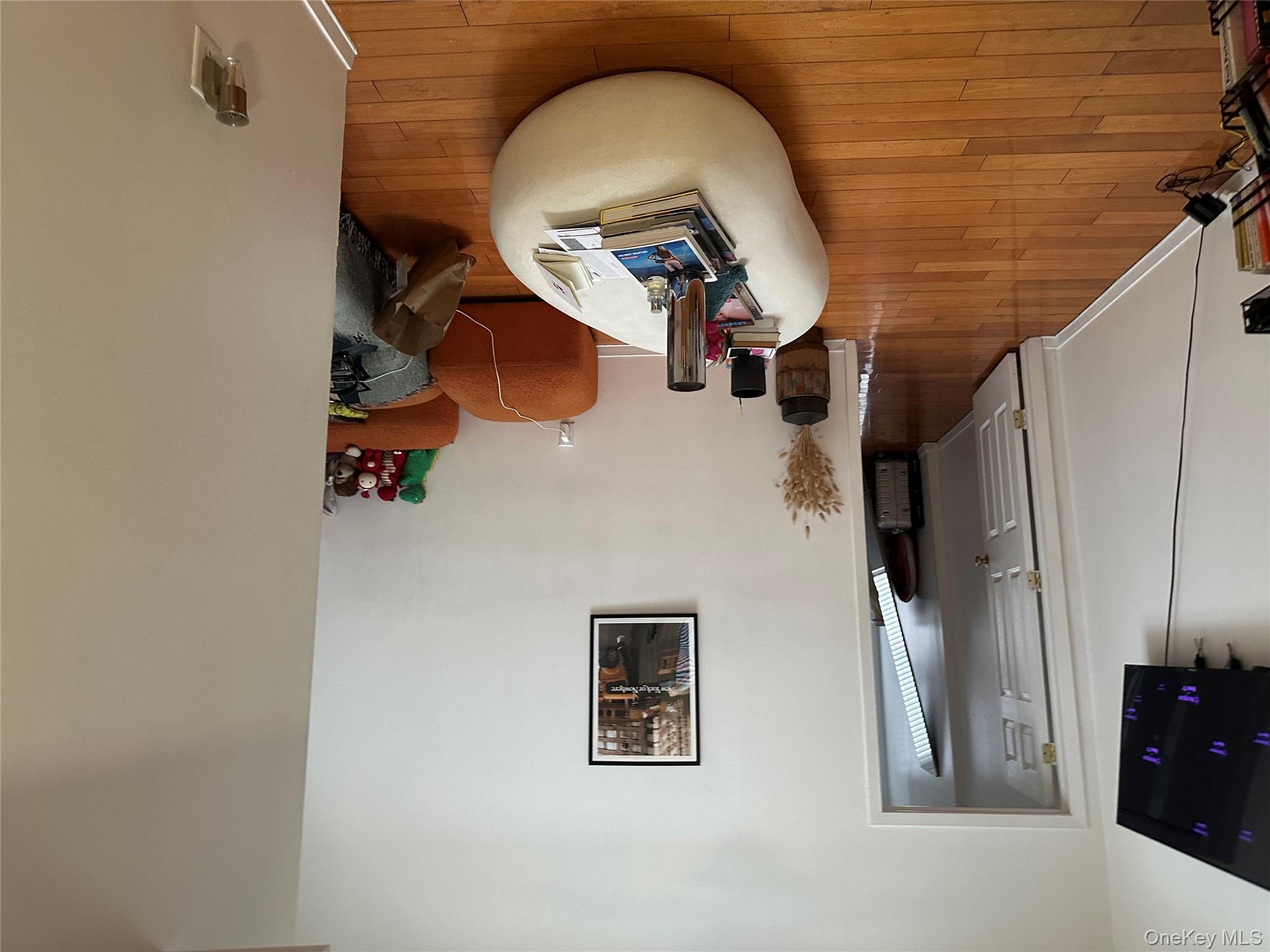 3060 Steinway Street Astoria Astoria, NY 11103