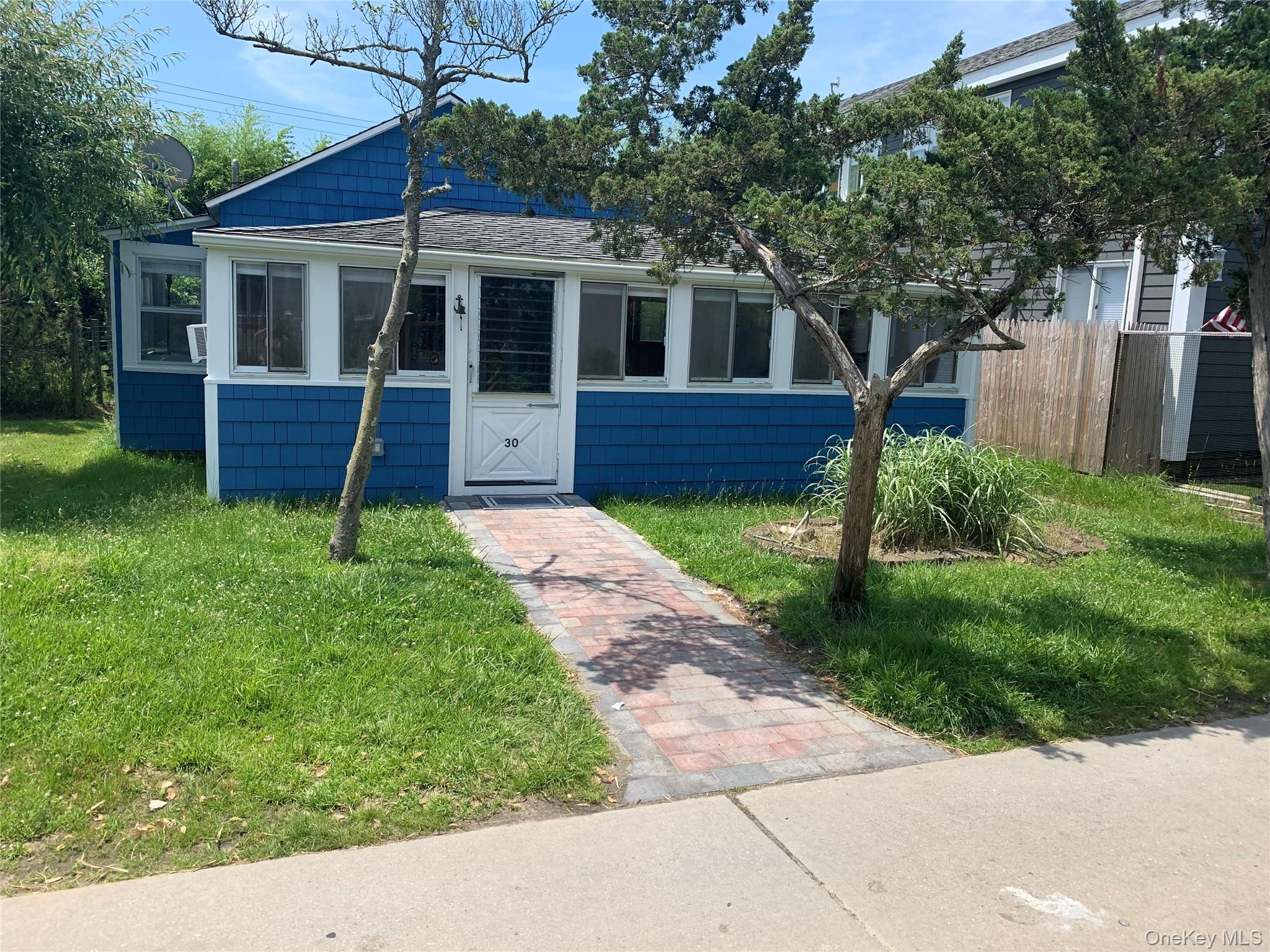 30 Bungalow Walk Ocean Beach Ocean Beach, NY 11770