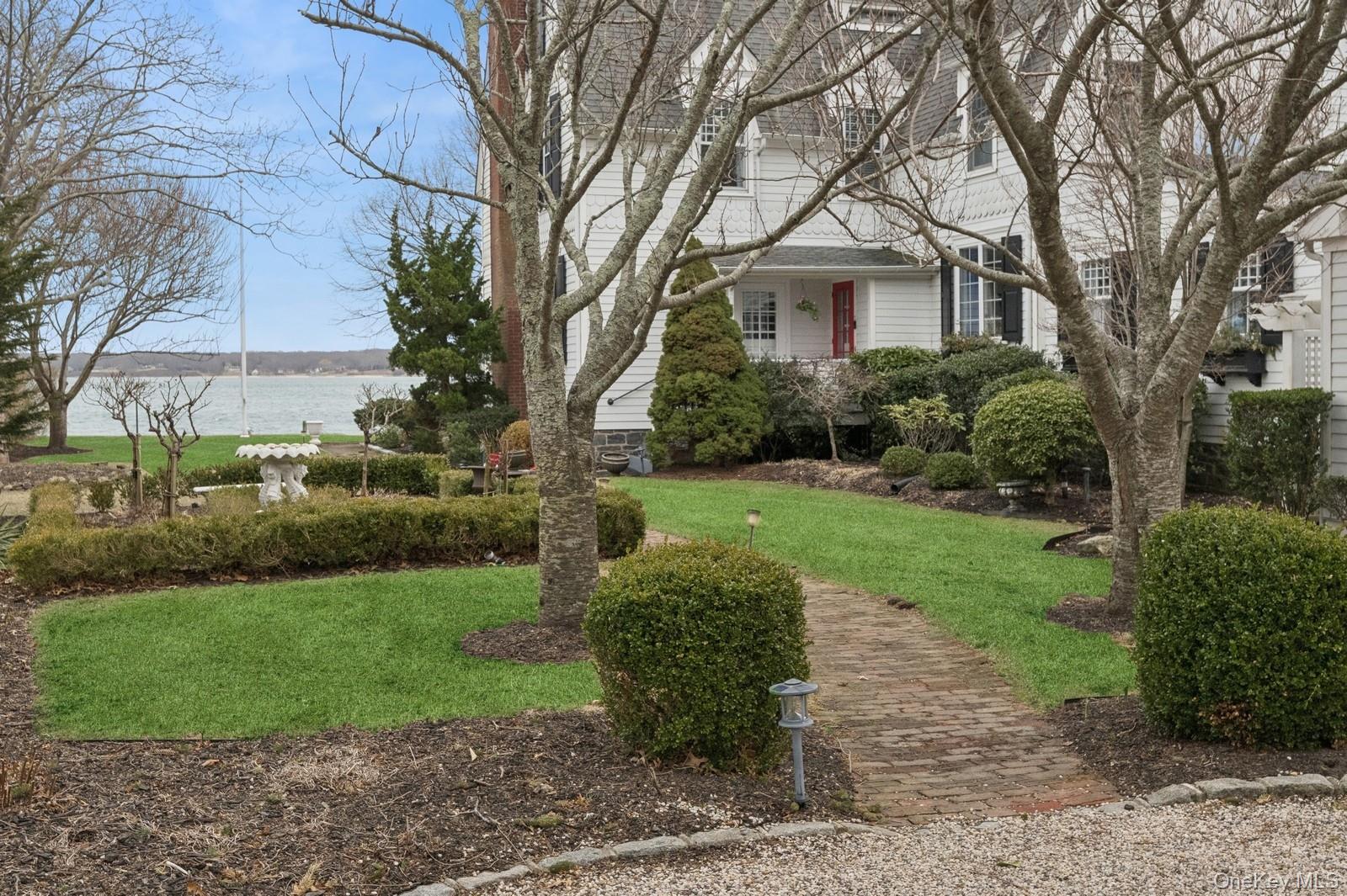 424 4th Street Greenport Greenport, NY 11944