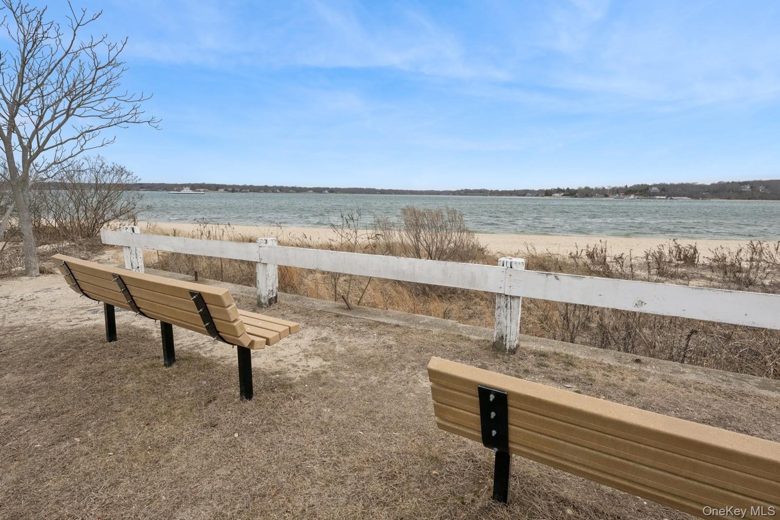 424 4th Street Greenport Greenport, NY 11944