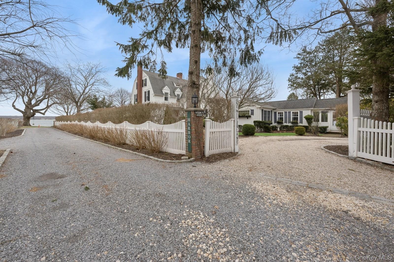 424 4th Street Greenport Greenport, NY 11944