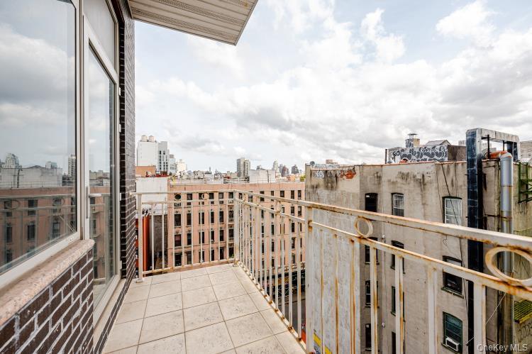 89 Bowery New York , NY 10002