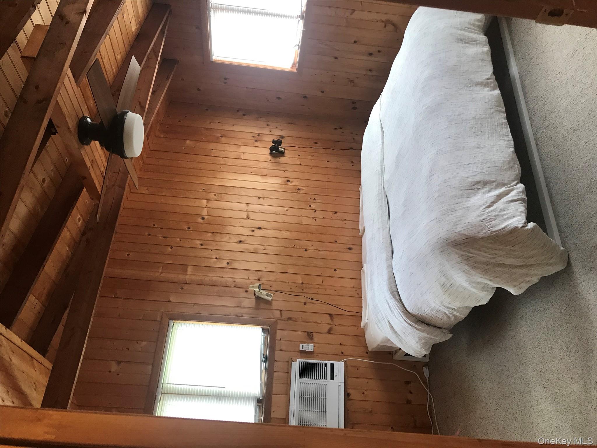 33 Dune Way Seaview Seaview, NY 11770