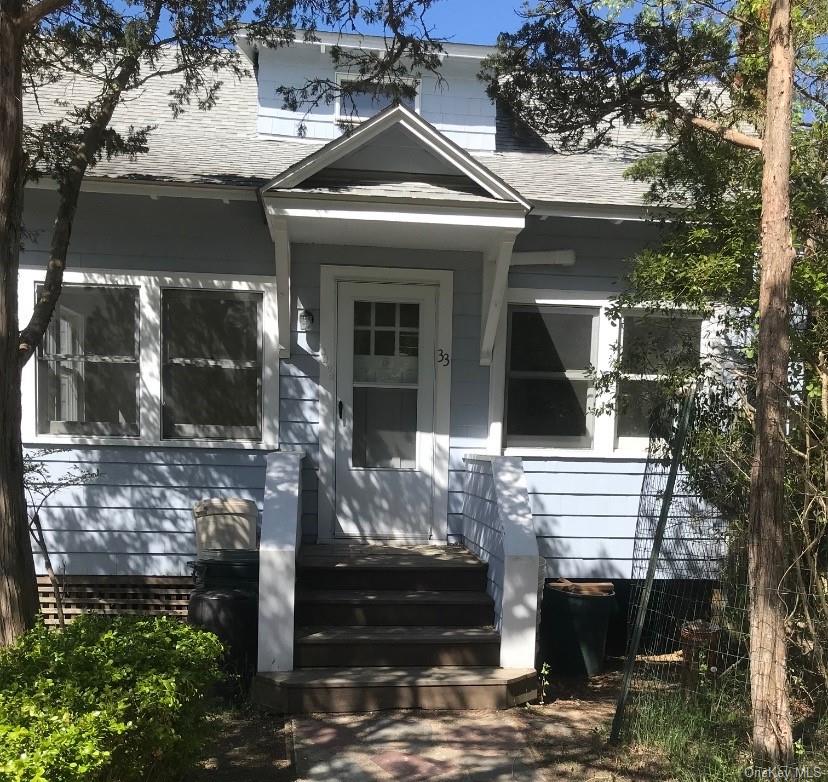 33 Dune Way Seaview Seaview, NY 11770
