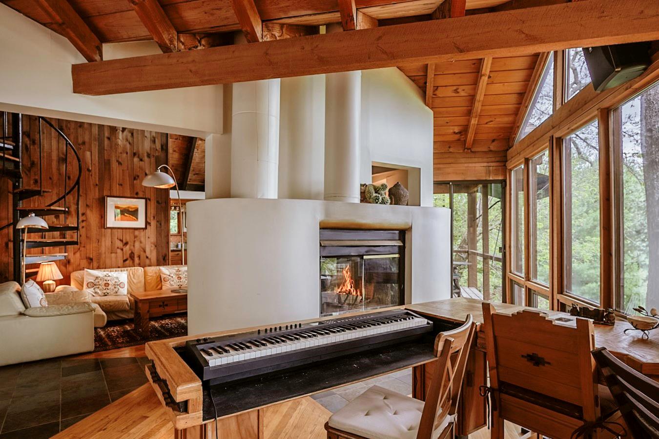 75 Hill 99 Out of NYC Woodstock, NY 12498