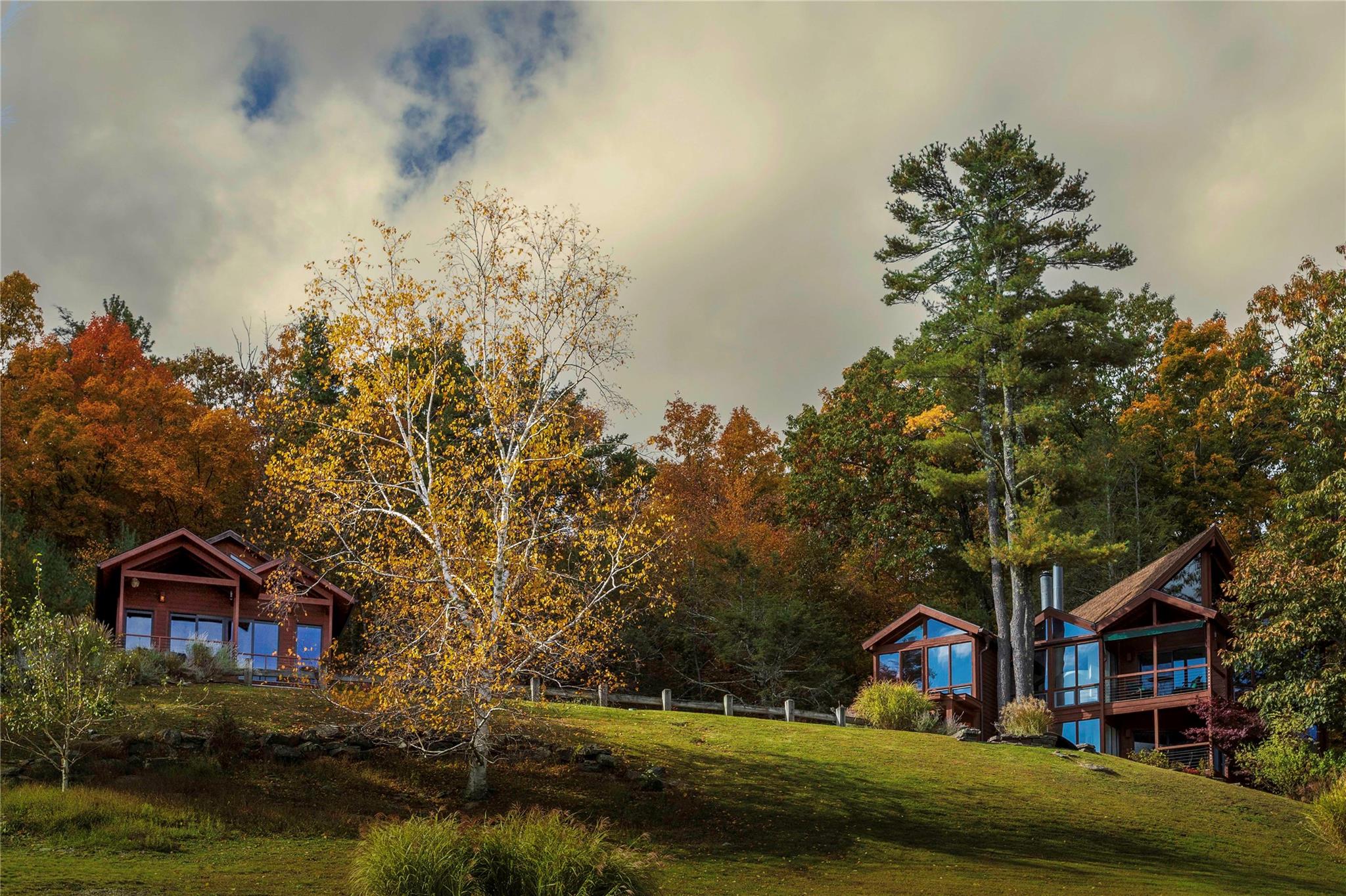 75 Hill 99 Out of NYC Woodstock, NY 12498