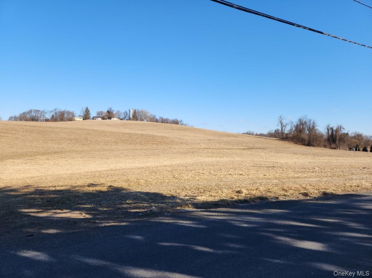 48 Ball Road Out of NYC Warwick, NY 10990