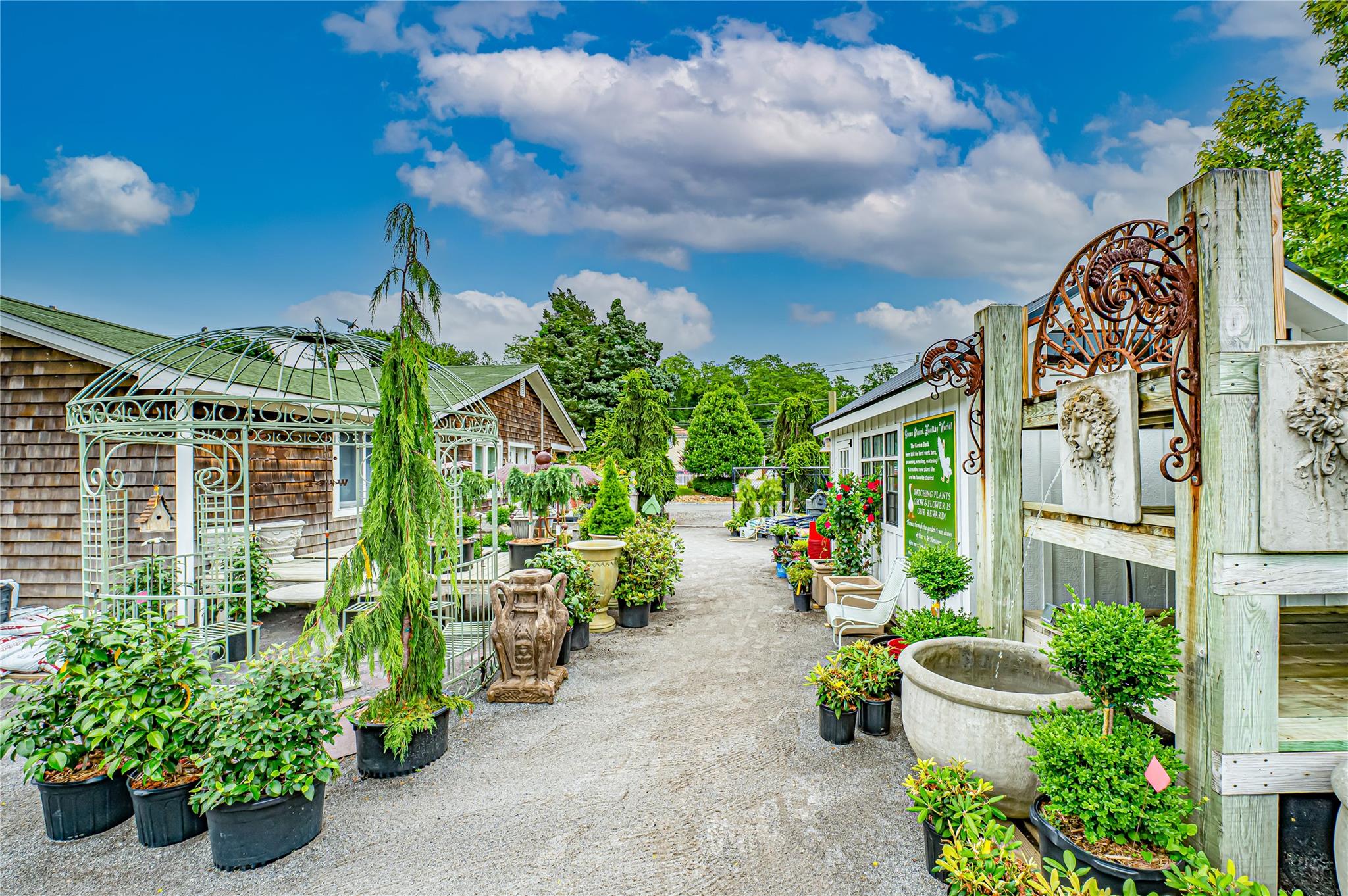 185-191 N Country Road Mount Sinai, NY 11766