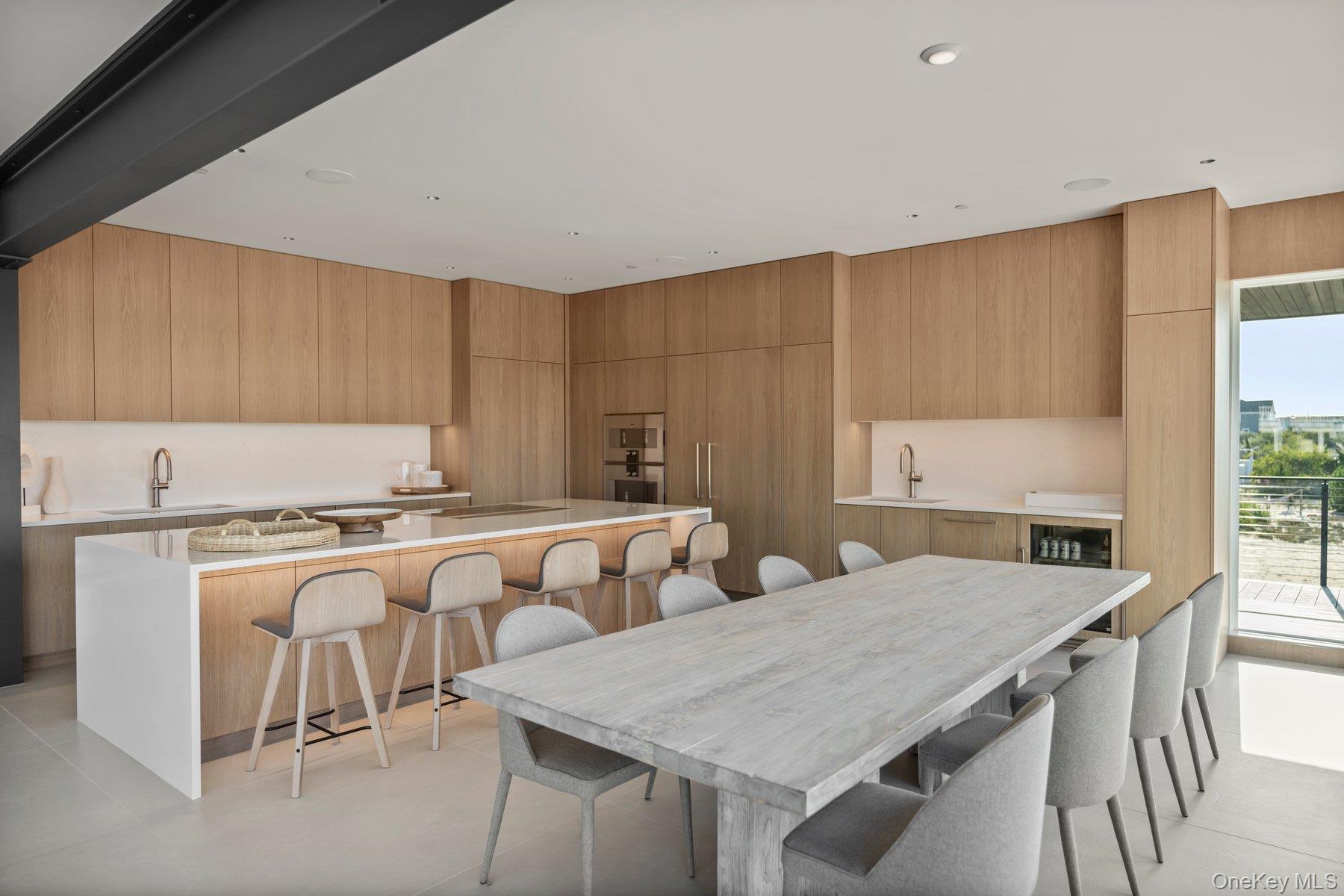 780 Dune Road Westhampton Dunes, NY 11978