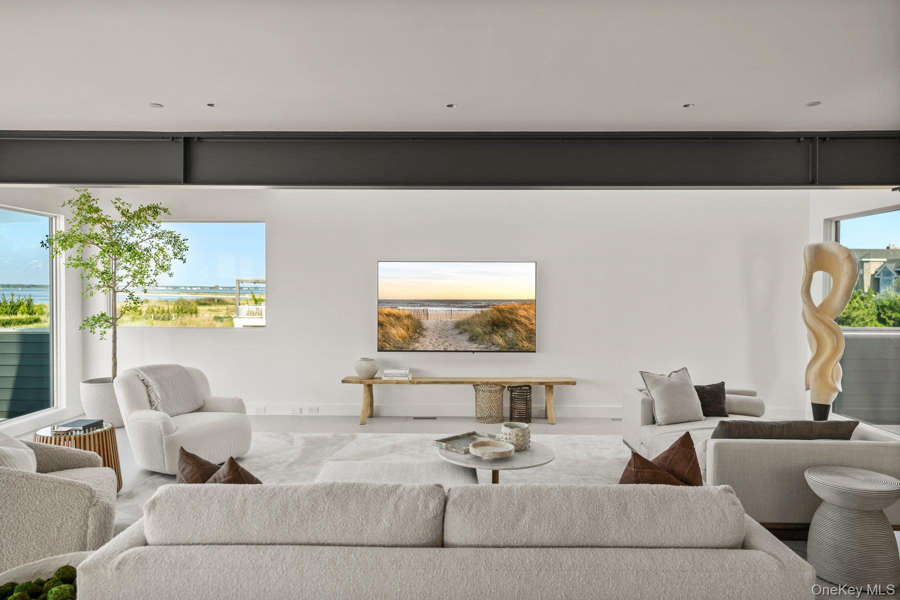 780 Dune Road Westhampton Dunes, NY 11978