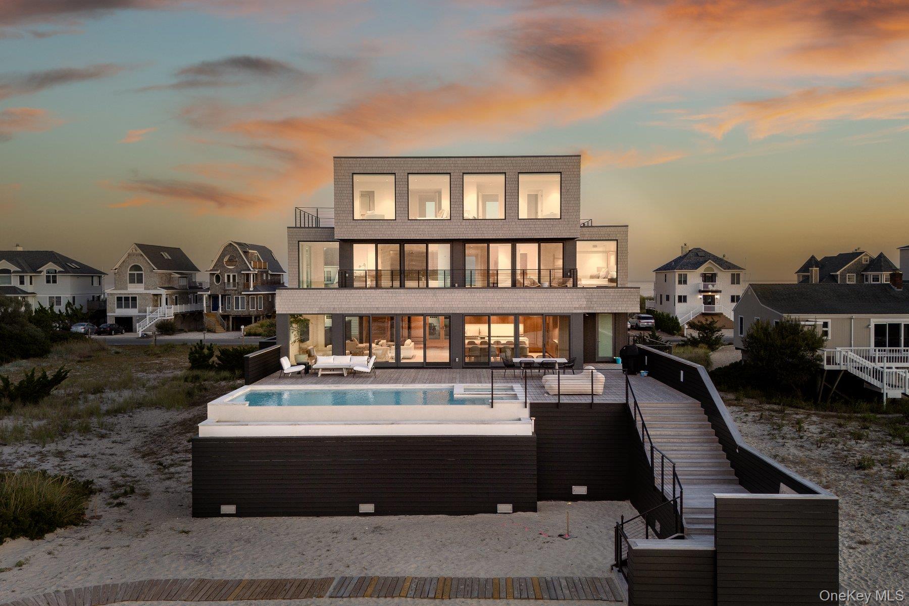 780 Dune Road Westhampton Dunes, NY 11978