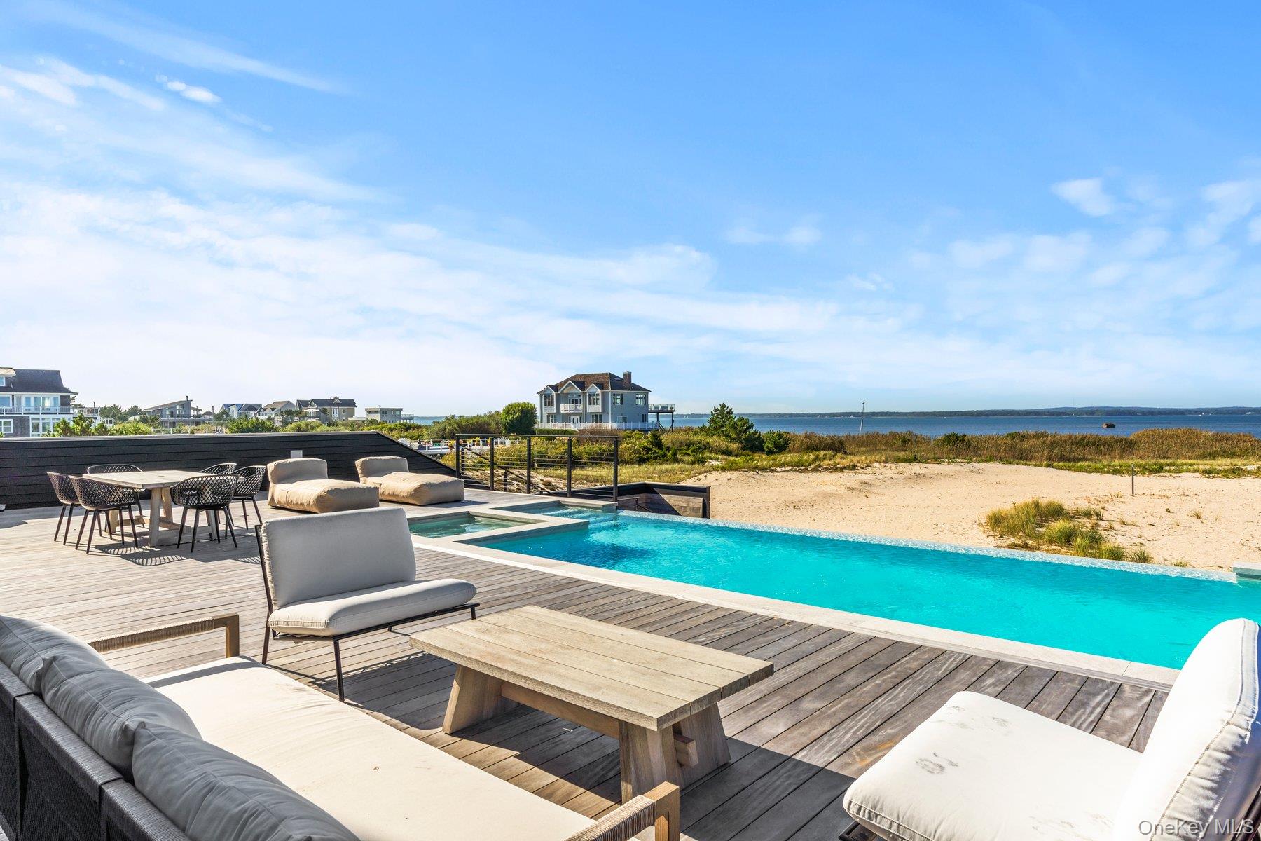 780 Dune Road Westhampton Dunes, NY 11978