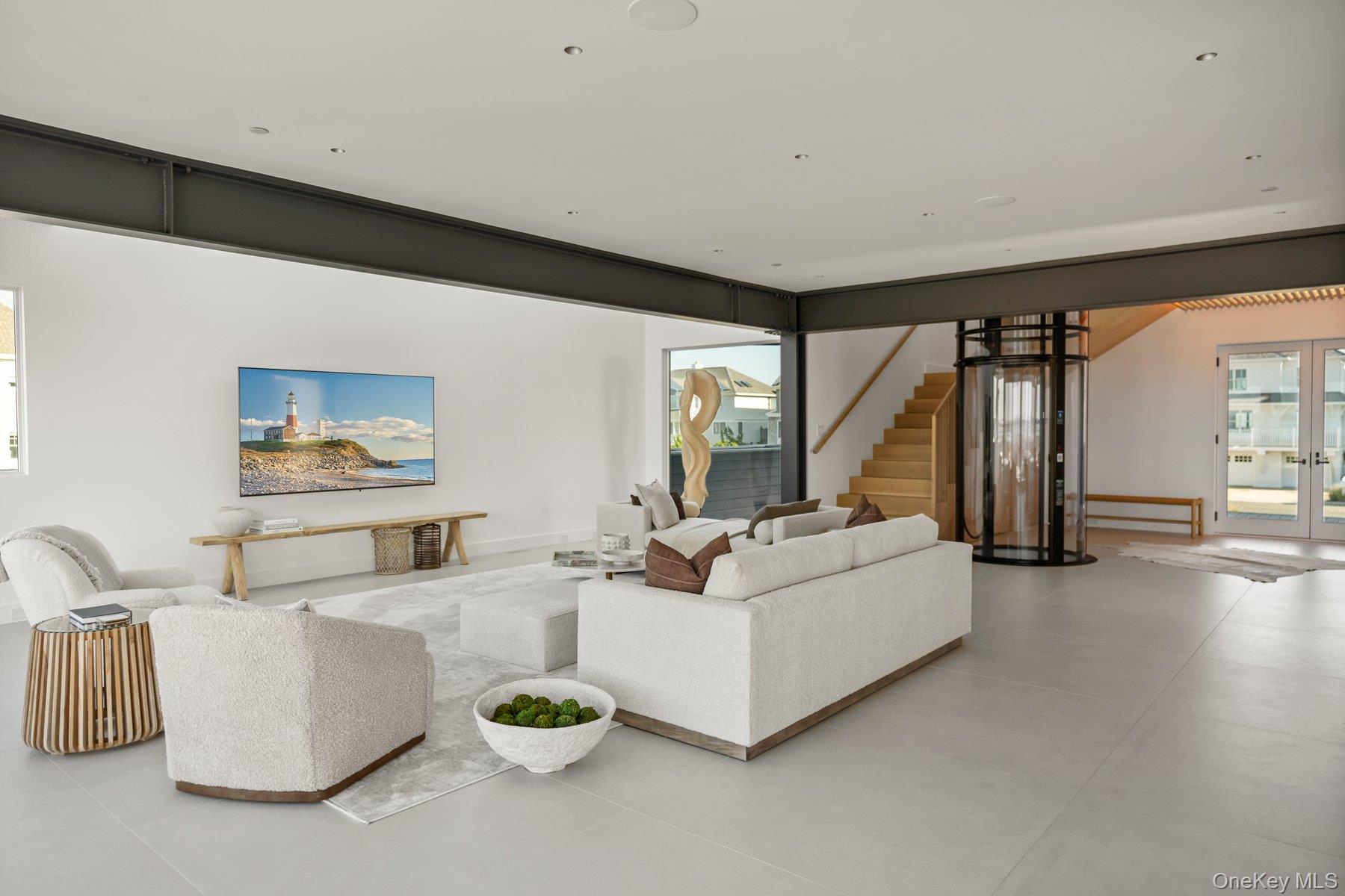 780 Dune Road Westhampton Dunes, NY 11978