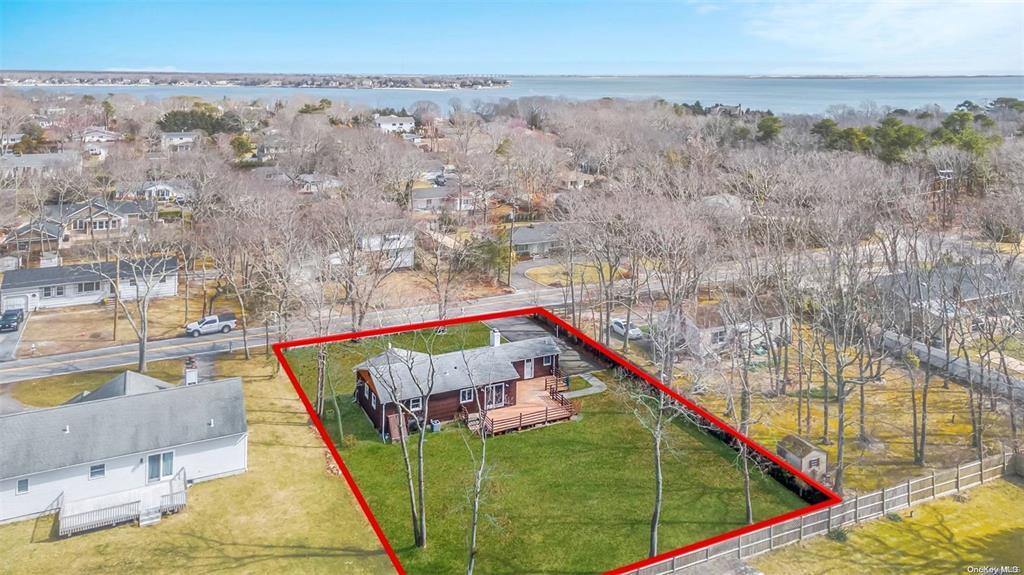 168 West Tiana Road Hampton Bays Hampton Bays, NY 11946