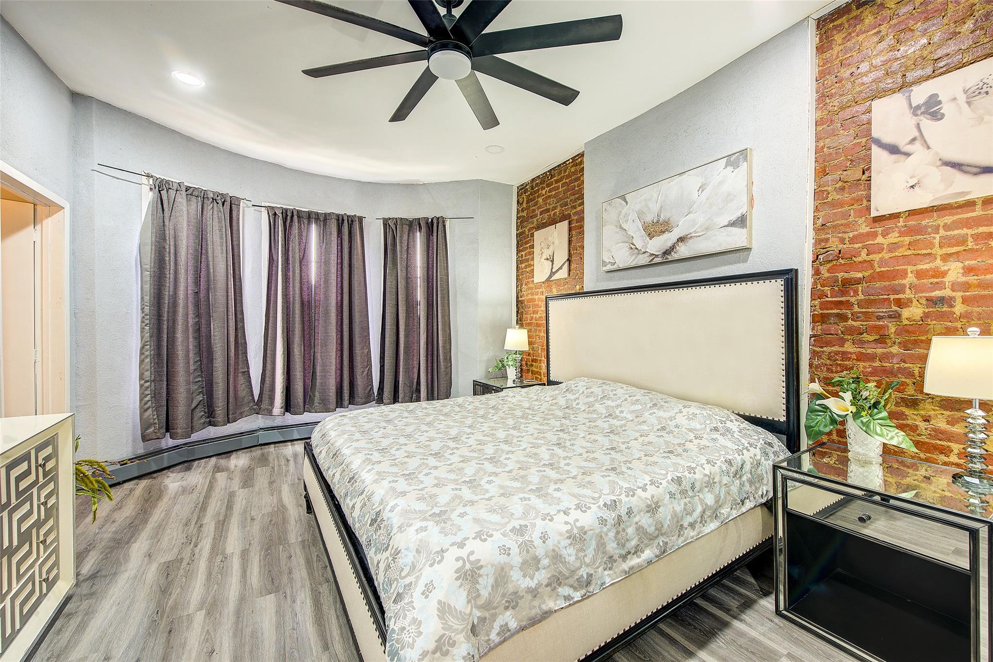 283 Montauk Avenue Brooklyn, NY 11208