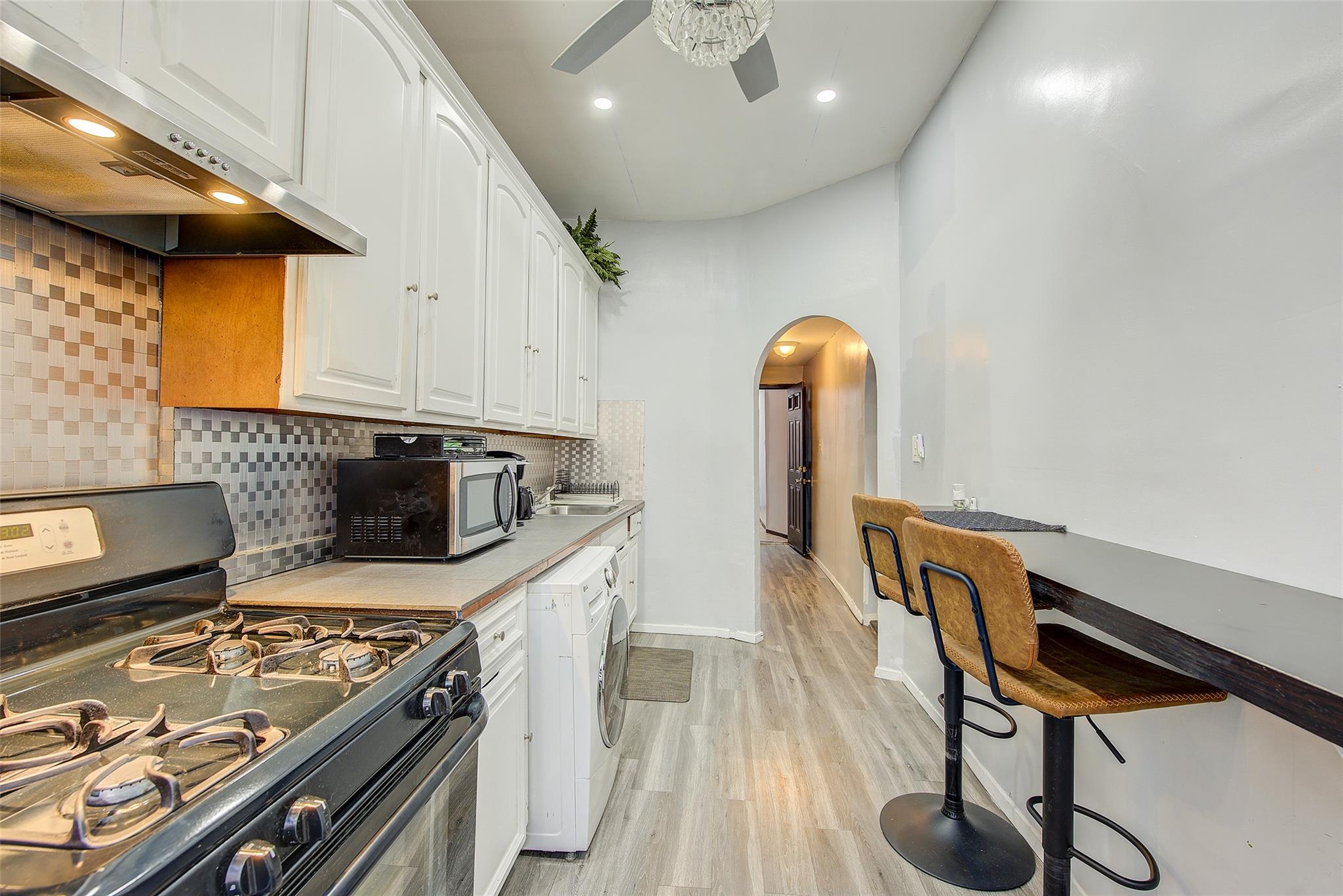 283 Montauk Avenue Brooklyn, NY 11208