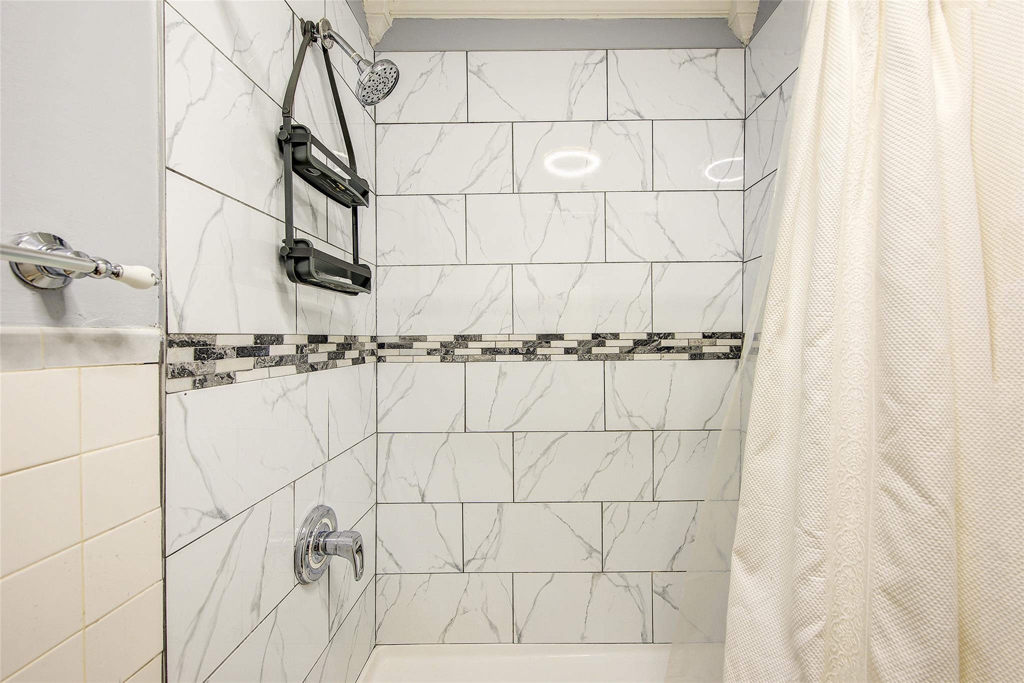 283 Montauk Avenue Brooklyn, NY 11208