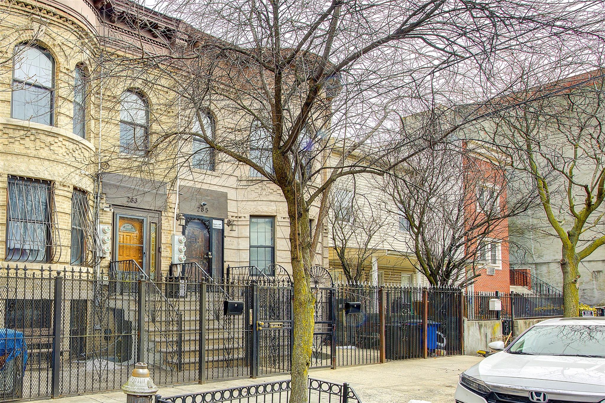 283 Montauk Avenue Brooklyn, NY 11208