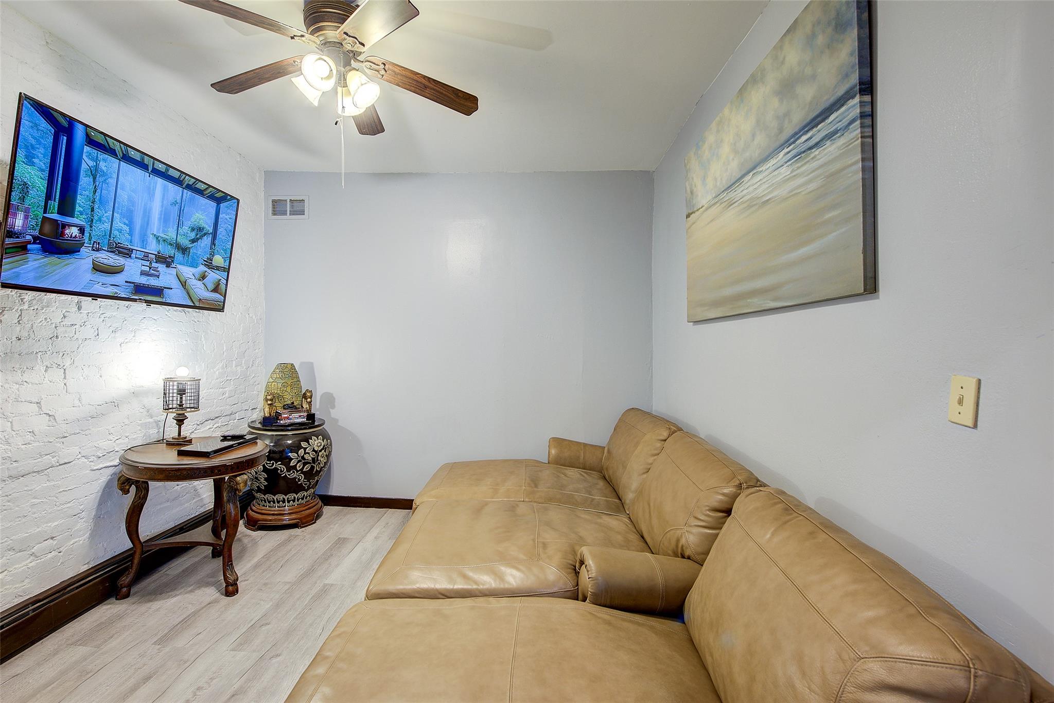 283 Montauk Avenue Brooklyn, NY 11208