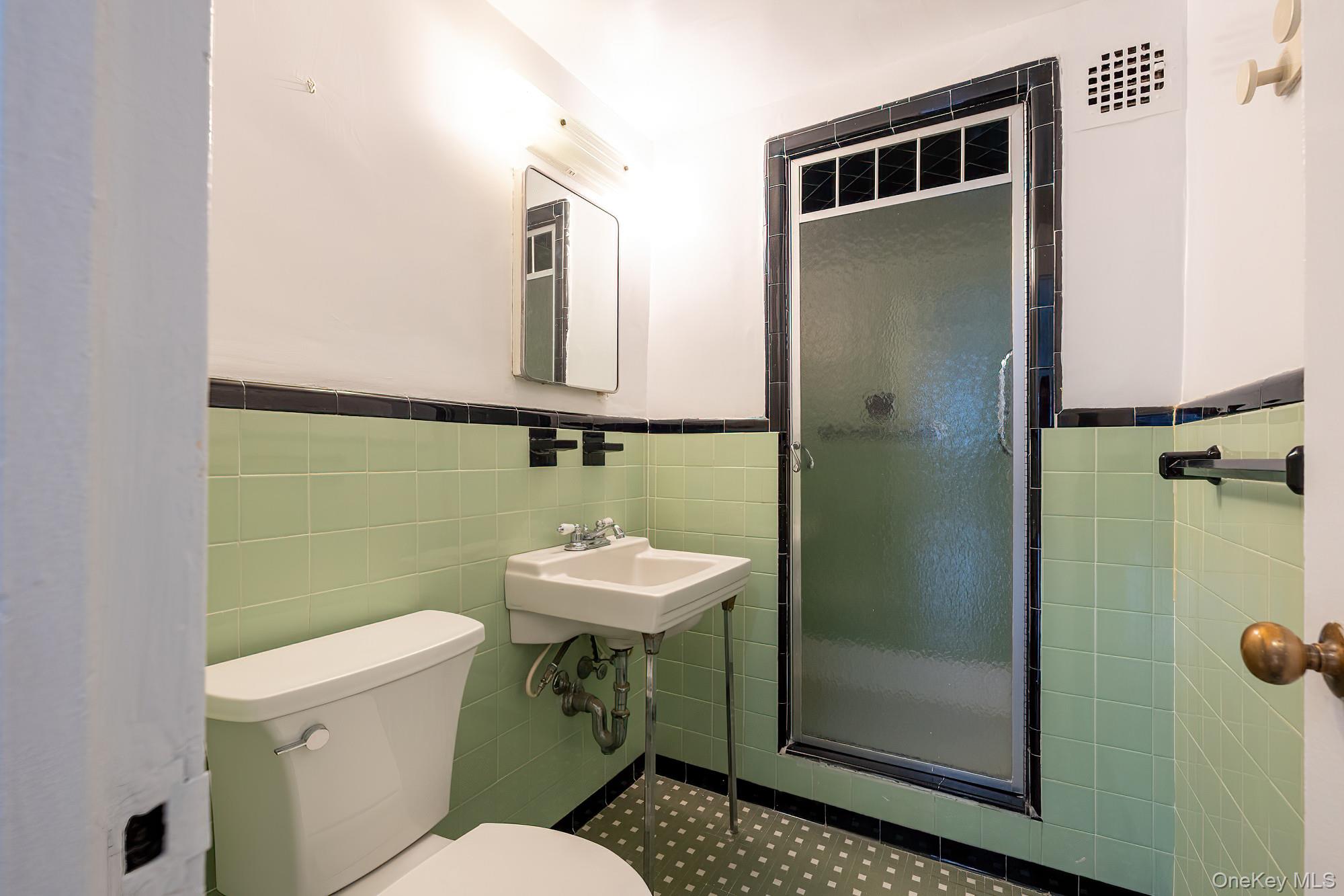 2727 Palisade Avenue 9-B Bronx, NY 10463