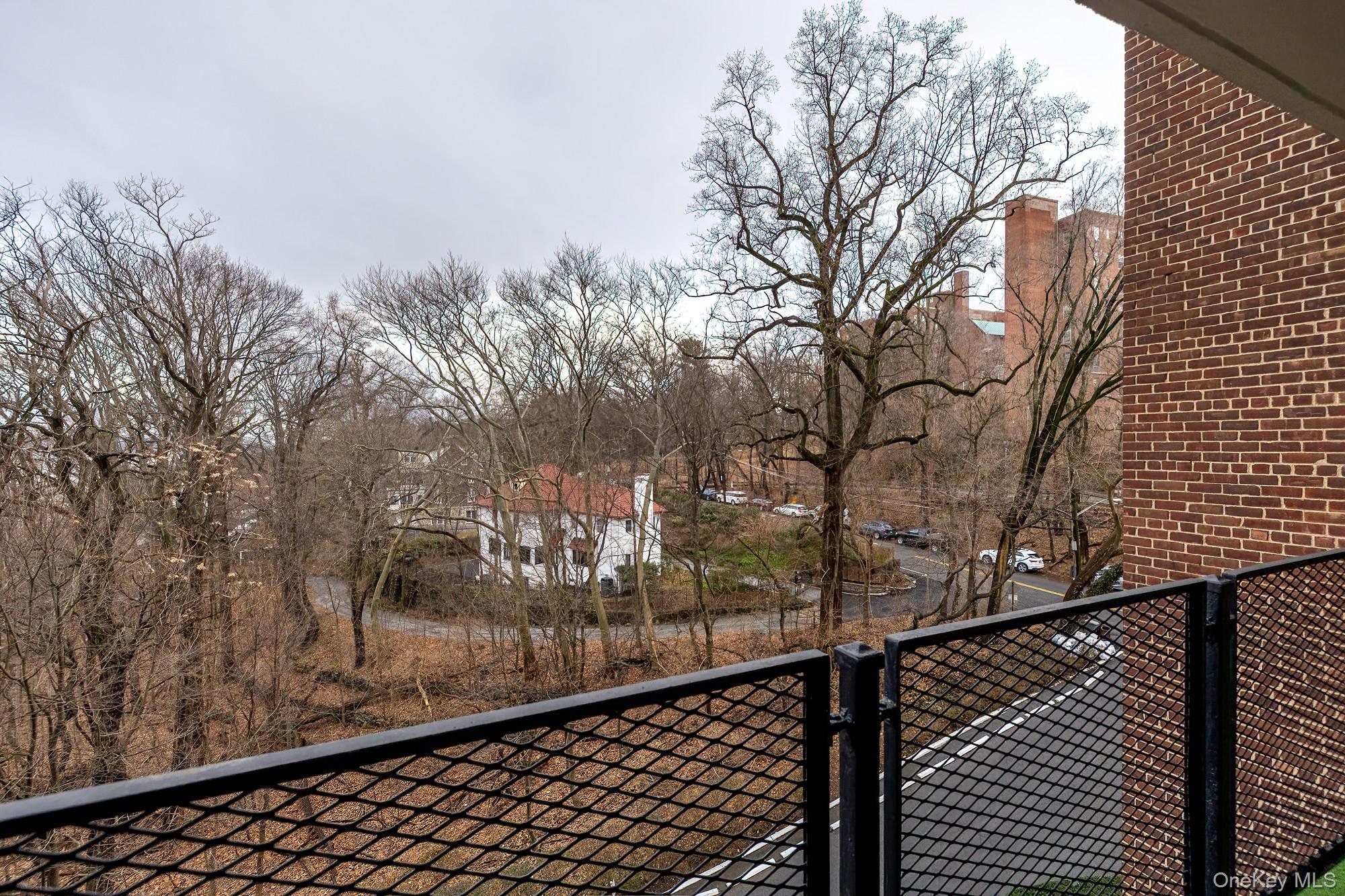 2727 Palisade Avenue 9-B Bronx, NY 10463