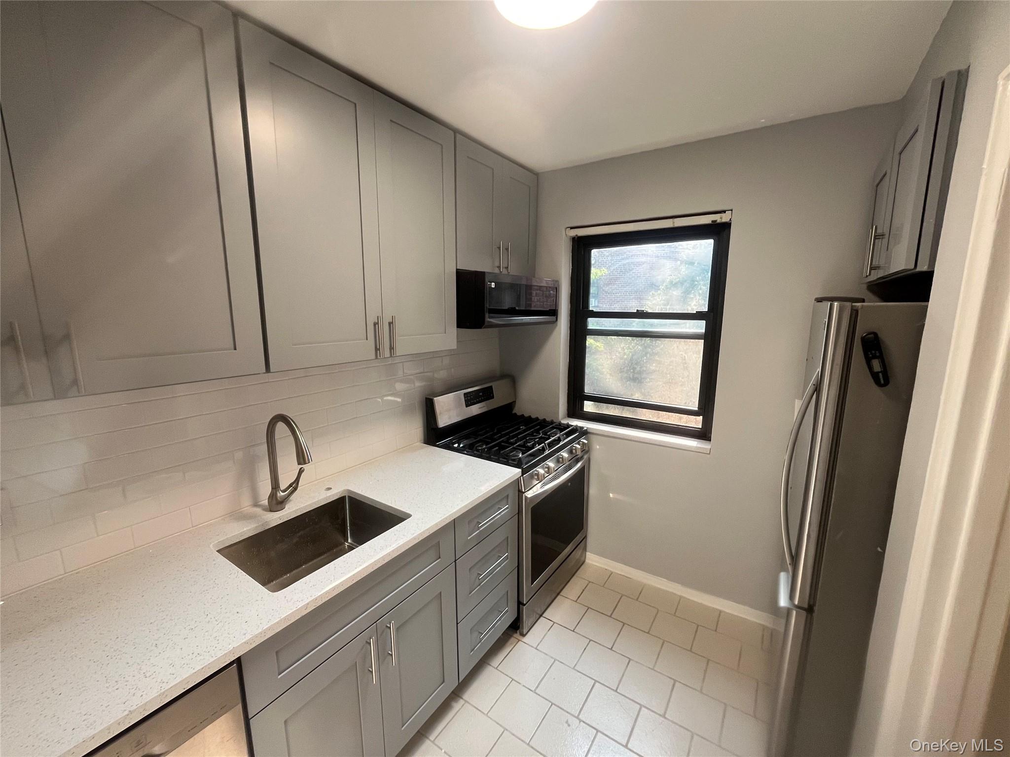 46-40 216th Street 3-B Bayside Bayside, NY 11361