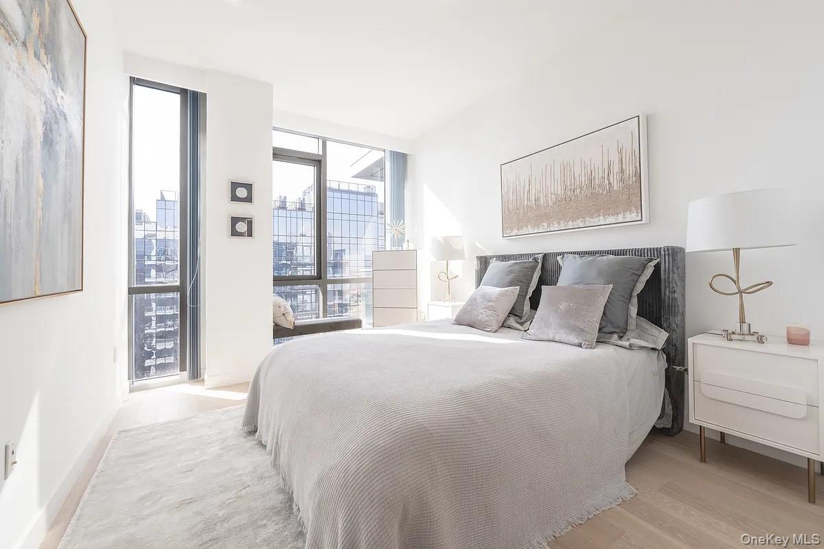 33-66 Farrington Street 15-G Flushing Flushing, NY 11354