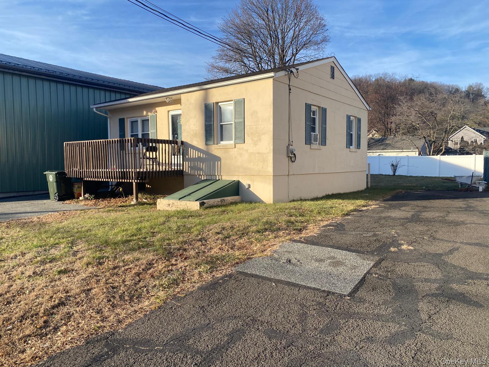 38 Fifth Street Out of NYC Hillburn, NY 10931