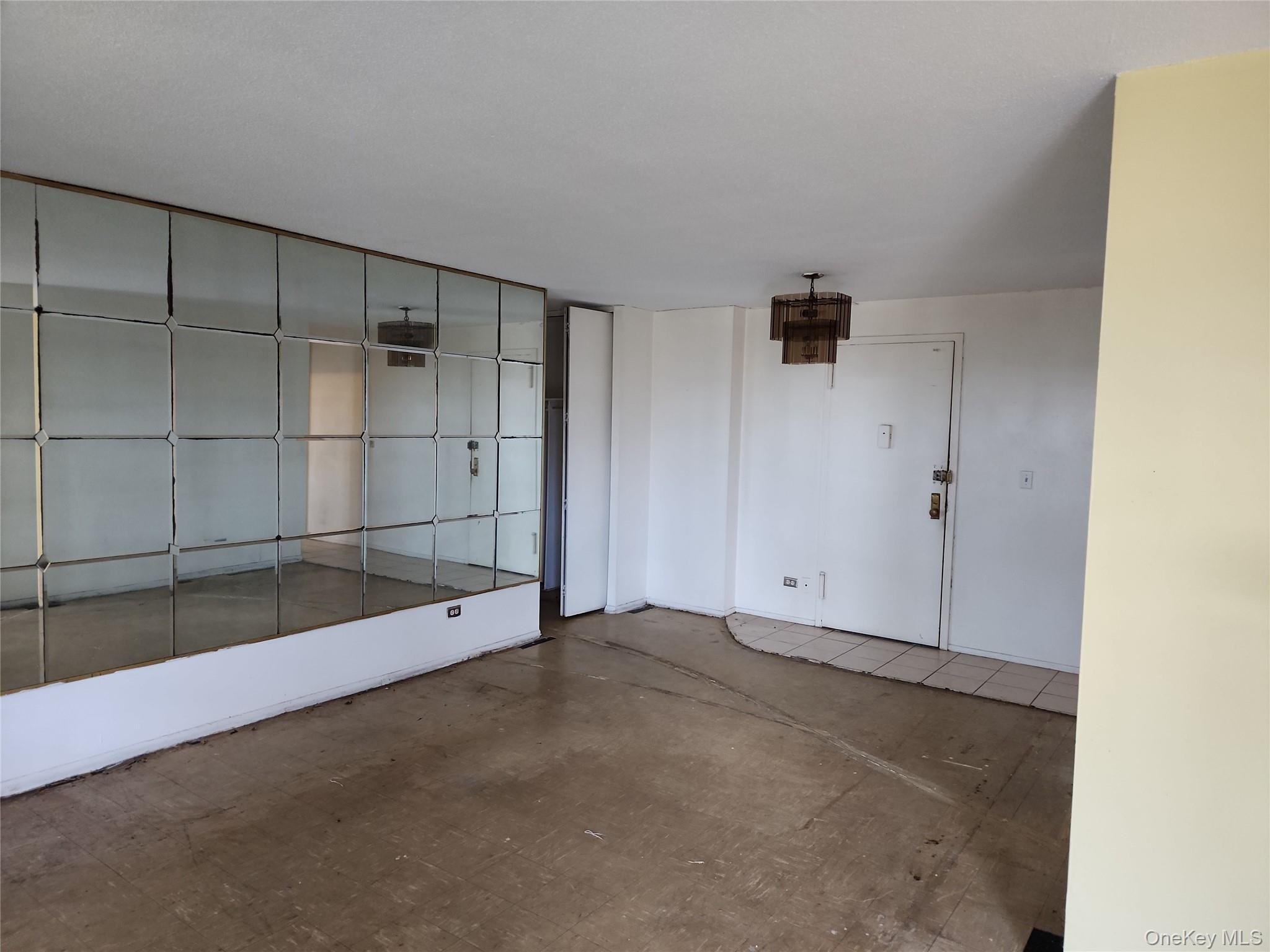 2550 Olinville Avenue 8-M Bronx, NY 10467