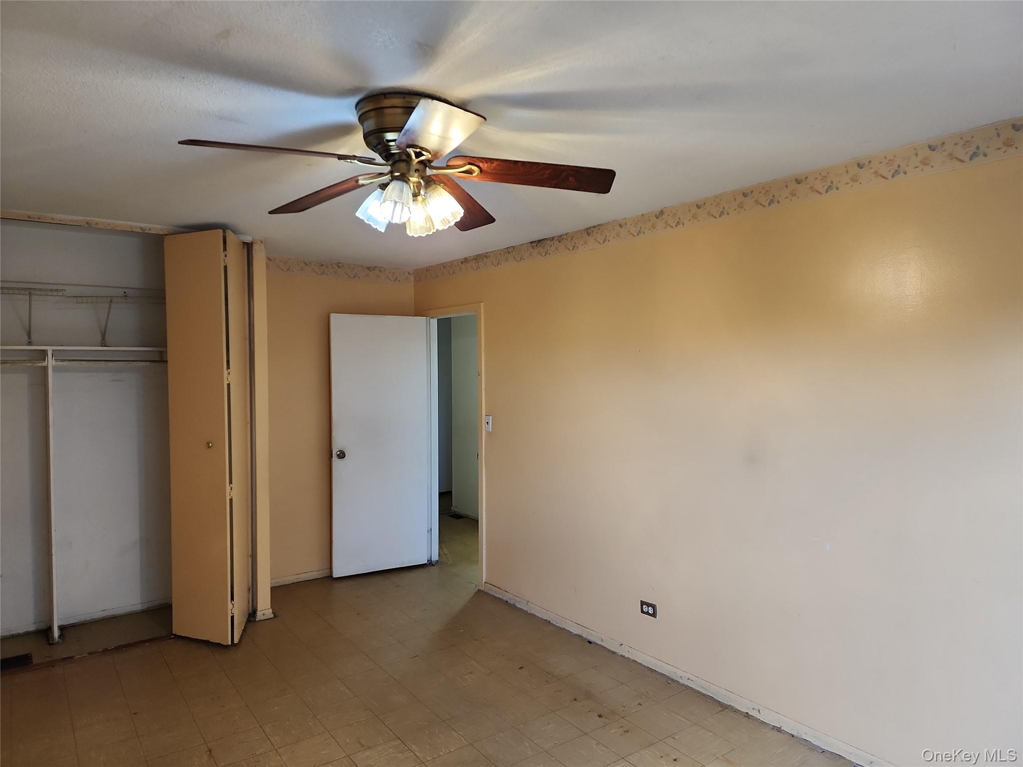 2550 Olinville Avenue 8-M Bronx, NY 10467