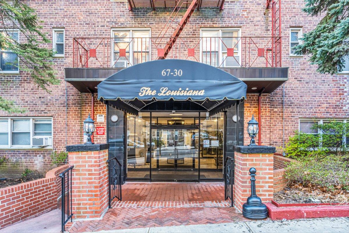 67-30 Clyde Street, Apt 7-S, Forest Hills, NY 11375