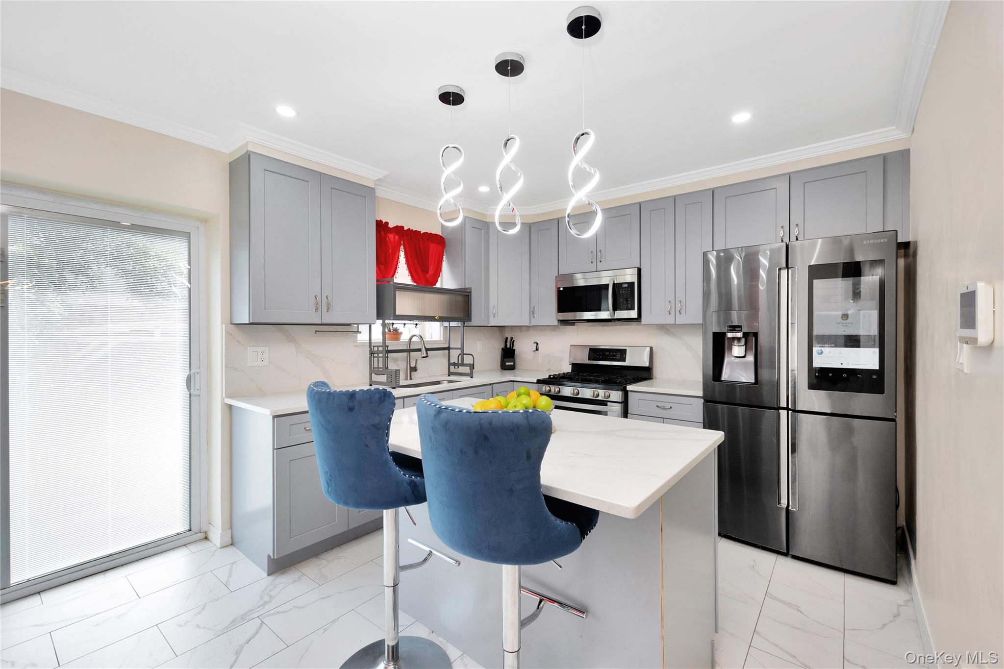 3152 Randall Avenue Bronx, NY 10465