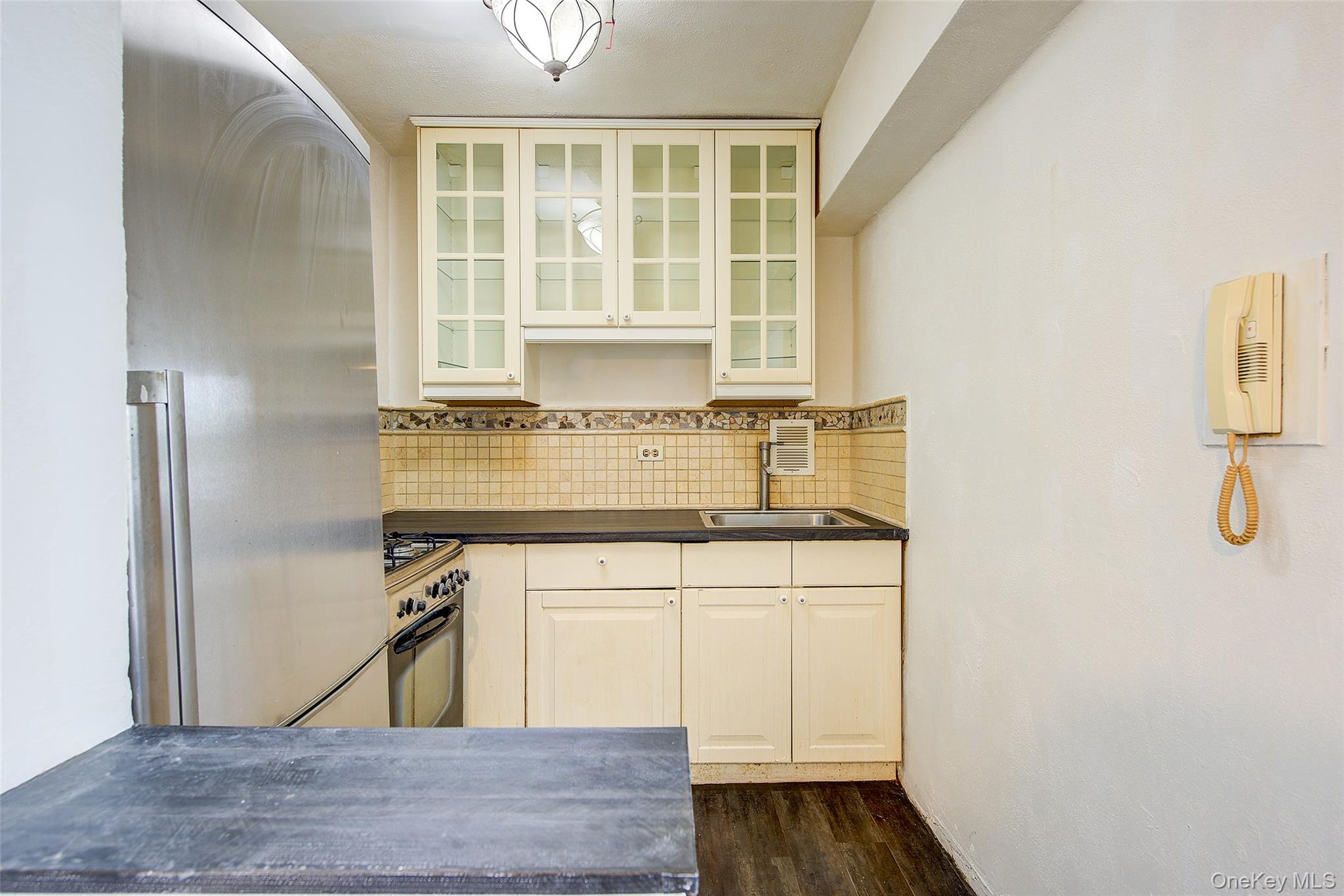 3901 Nostrand Avenue 3-T Brooklyn, NY 11235