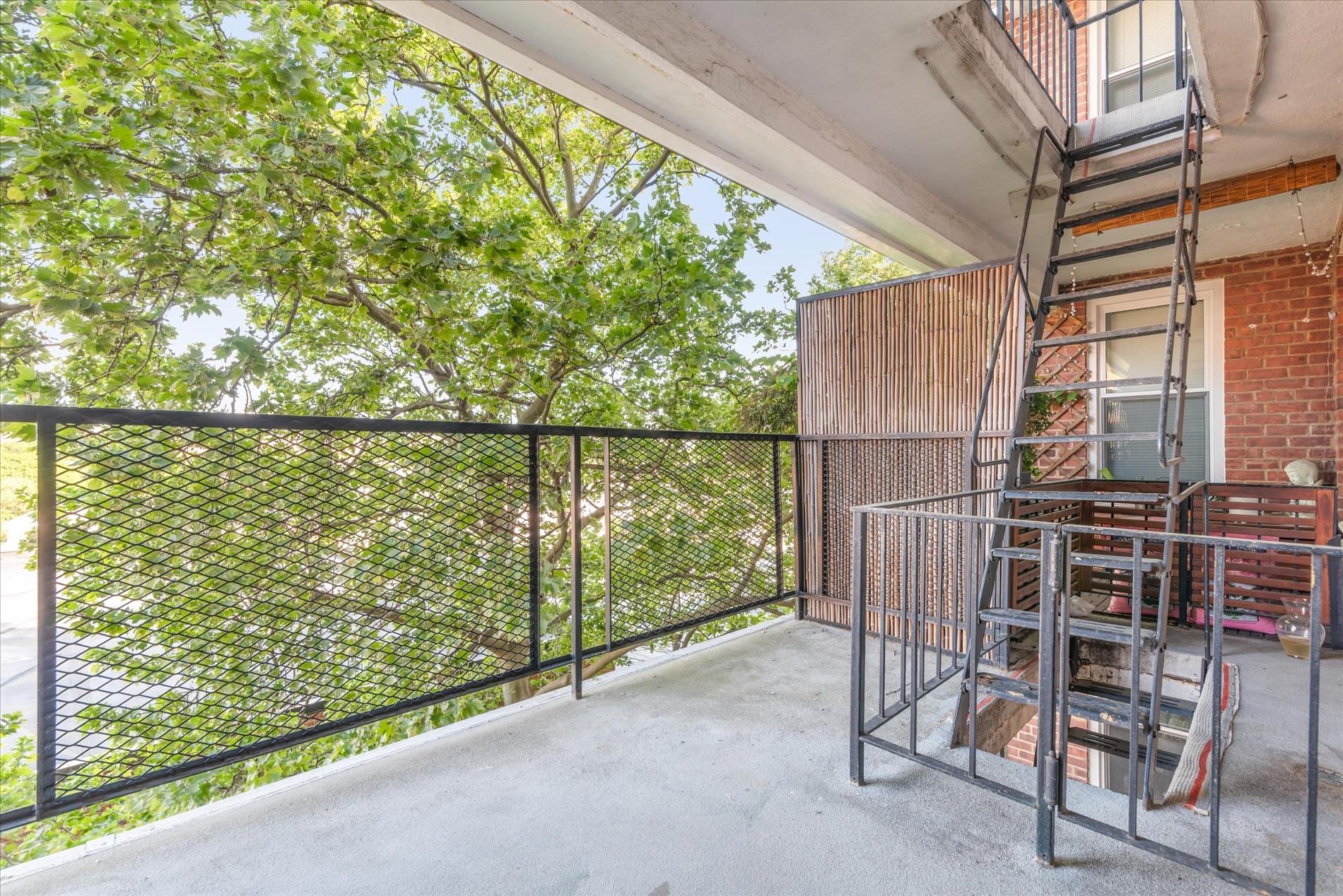 34-43 60th Street 4-J Woodside Woodside, NY 11377