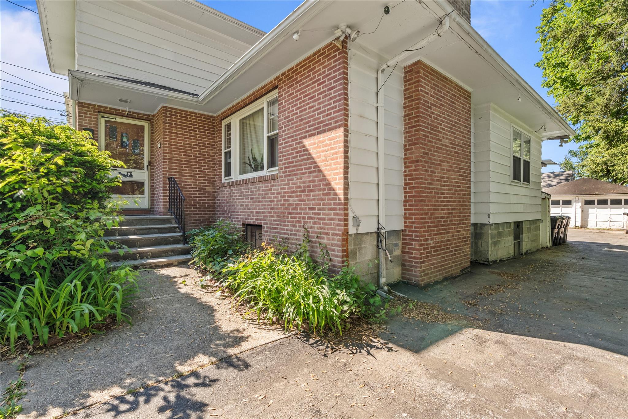 17 College Avenue 2-FL Out of NYC Poughkeepsie NY 12603