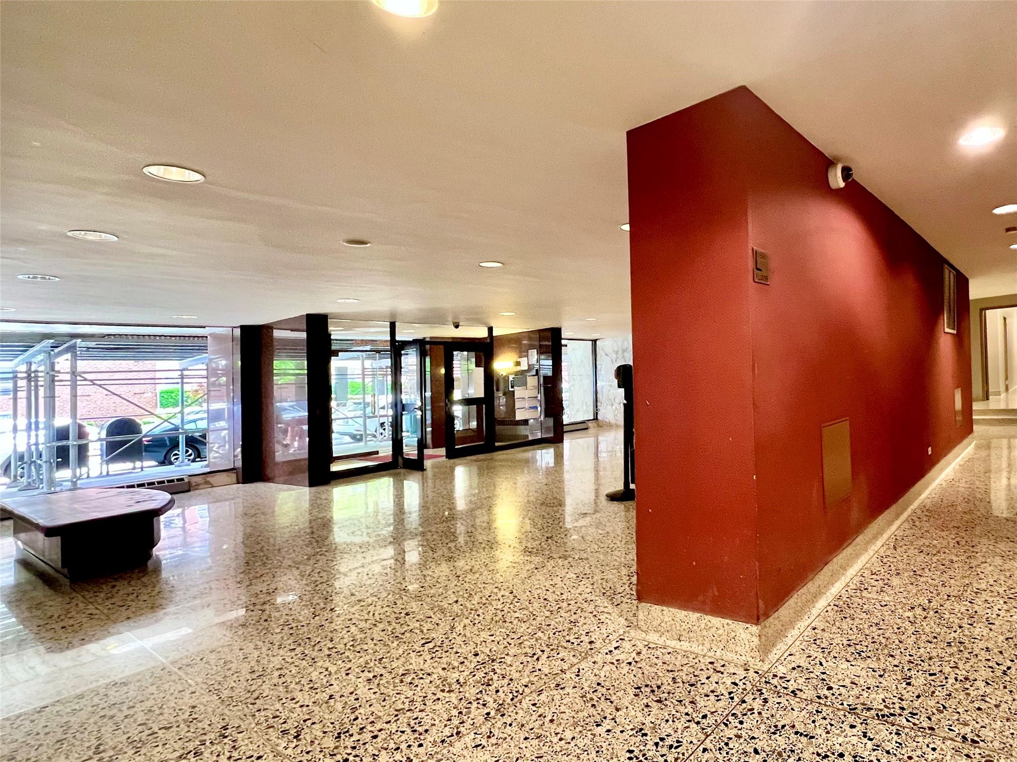 142-05 Roosevelt Avenue, Apt 301, Flushing, NY 11354
