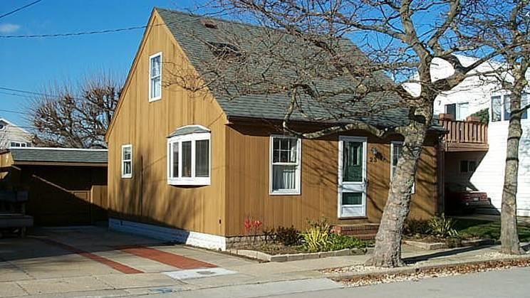 23 Garden City Avenue Point Lookout Point Lookout, NY 11569