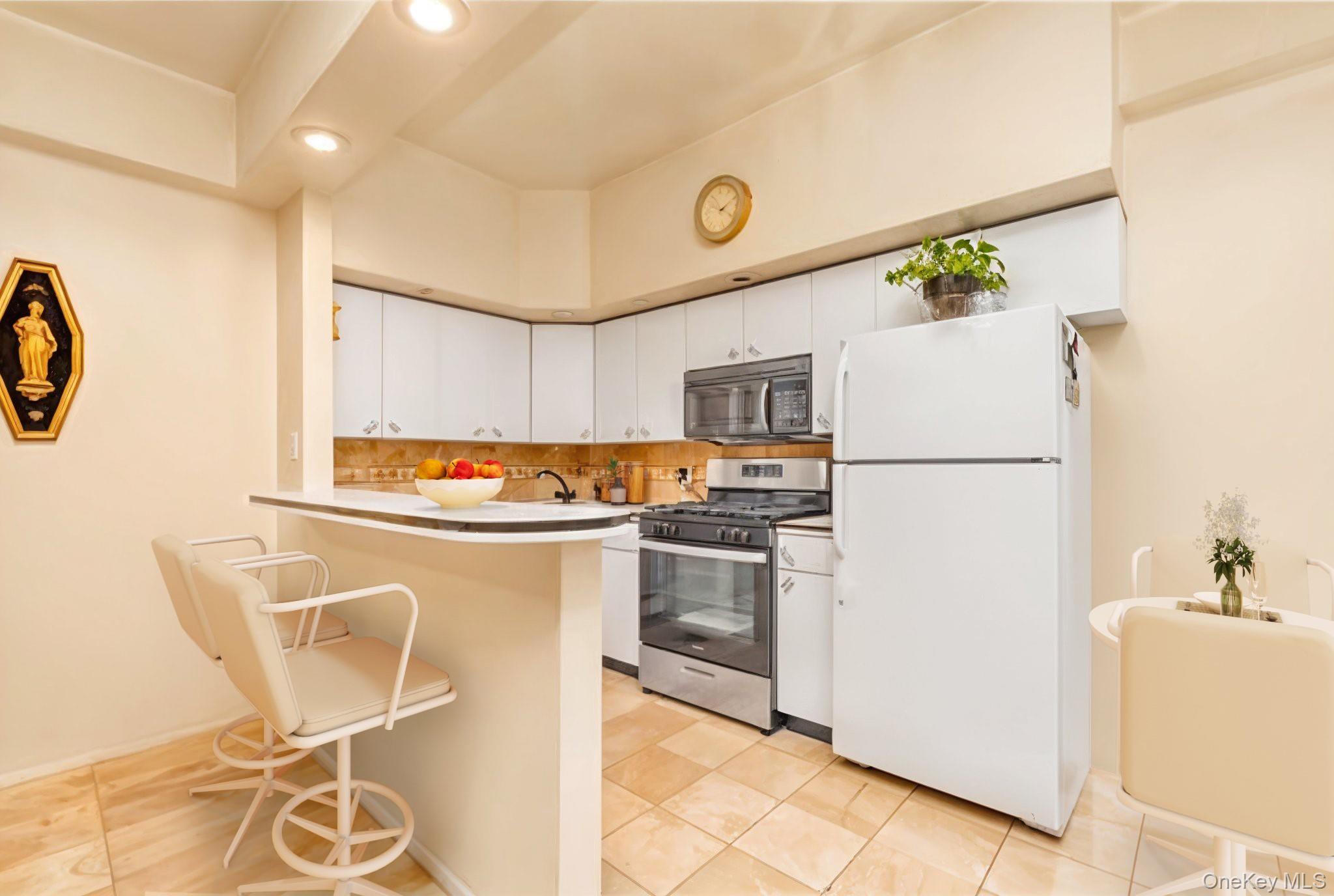 160-15 Powells Cove Boulevard D203 Beechhurst Beechhurst, NY 11357