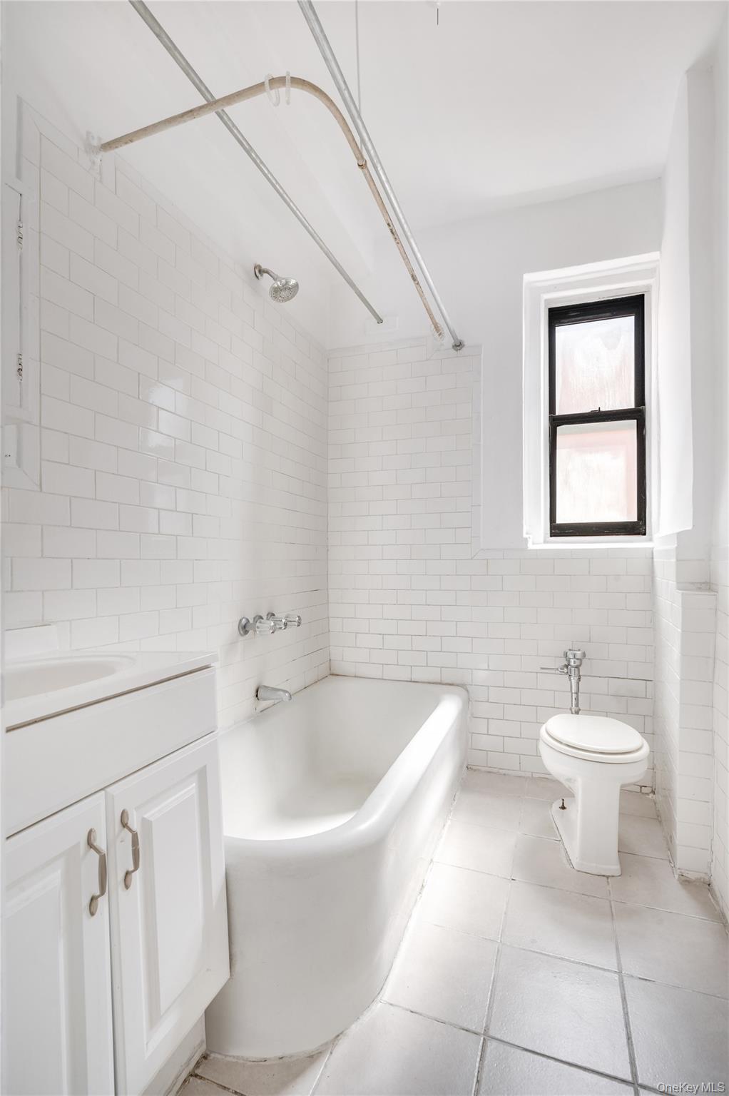 825 Walton Avenue 5-H Bronx, NY 10451