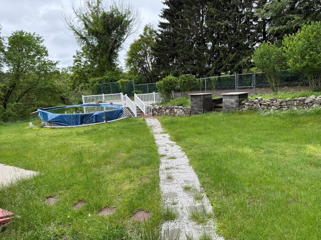 77 Upper Road Out of NYC Bloomingburg, NY 10940