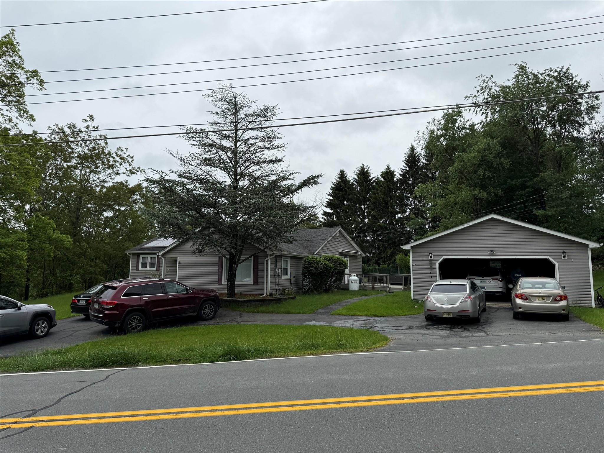 77 Upper Road Out of NYC Bloomingburg, NY 10940