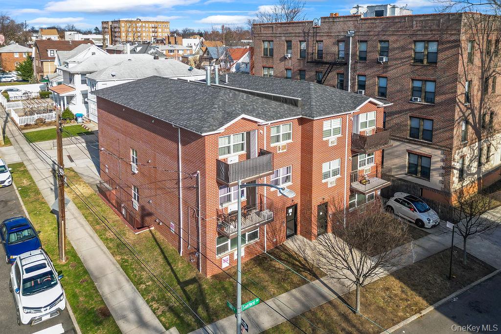 16001 Sanford Avenue, Flushing, NY 11358